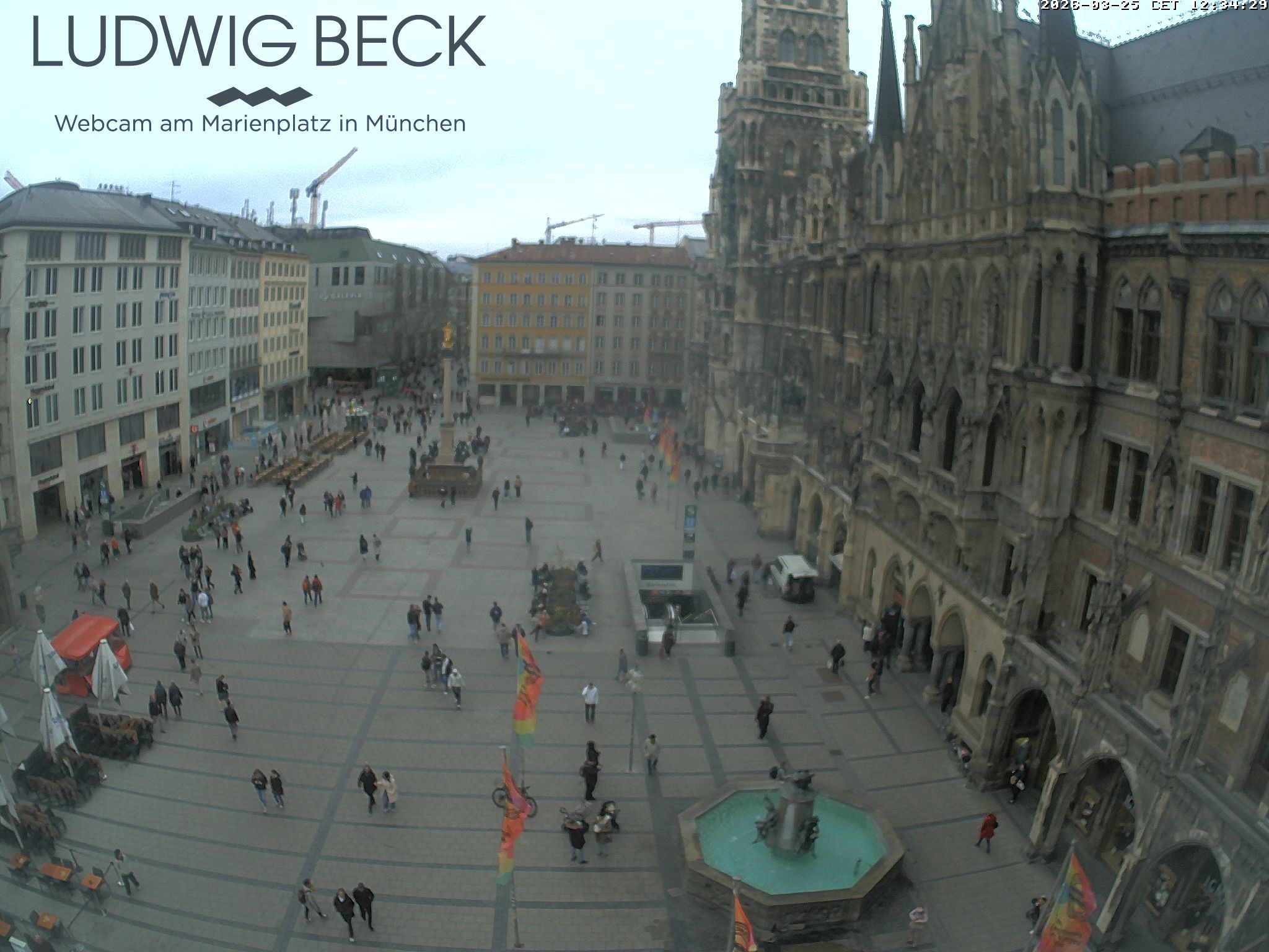 Archived image Webcam at the Marienplatz, Munich