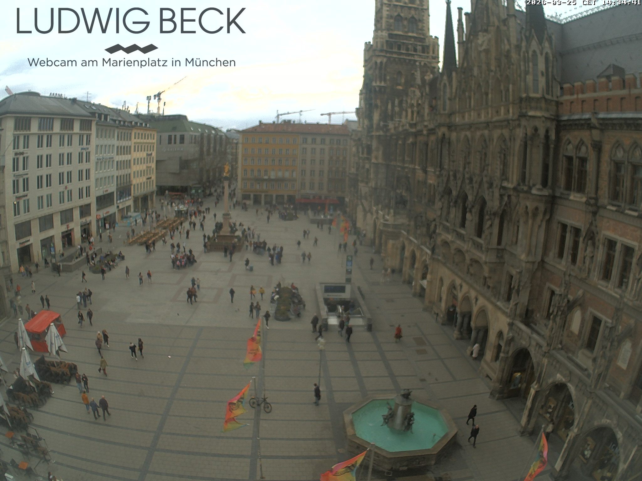 Archived image Webcam at the Marienplatz, Munich