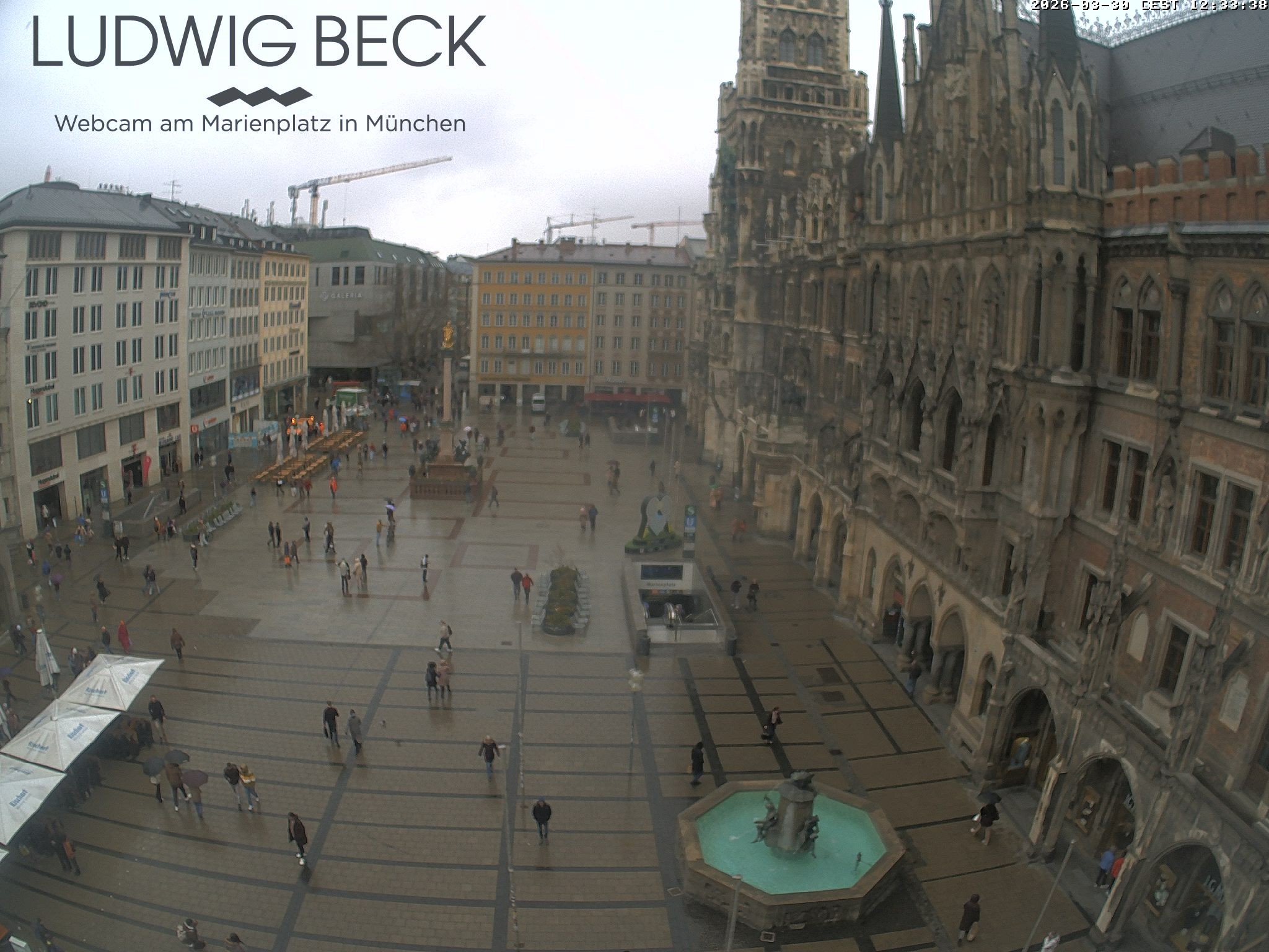 Archived image Webcam at the Marienplatz, Munich