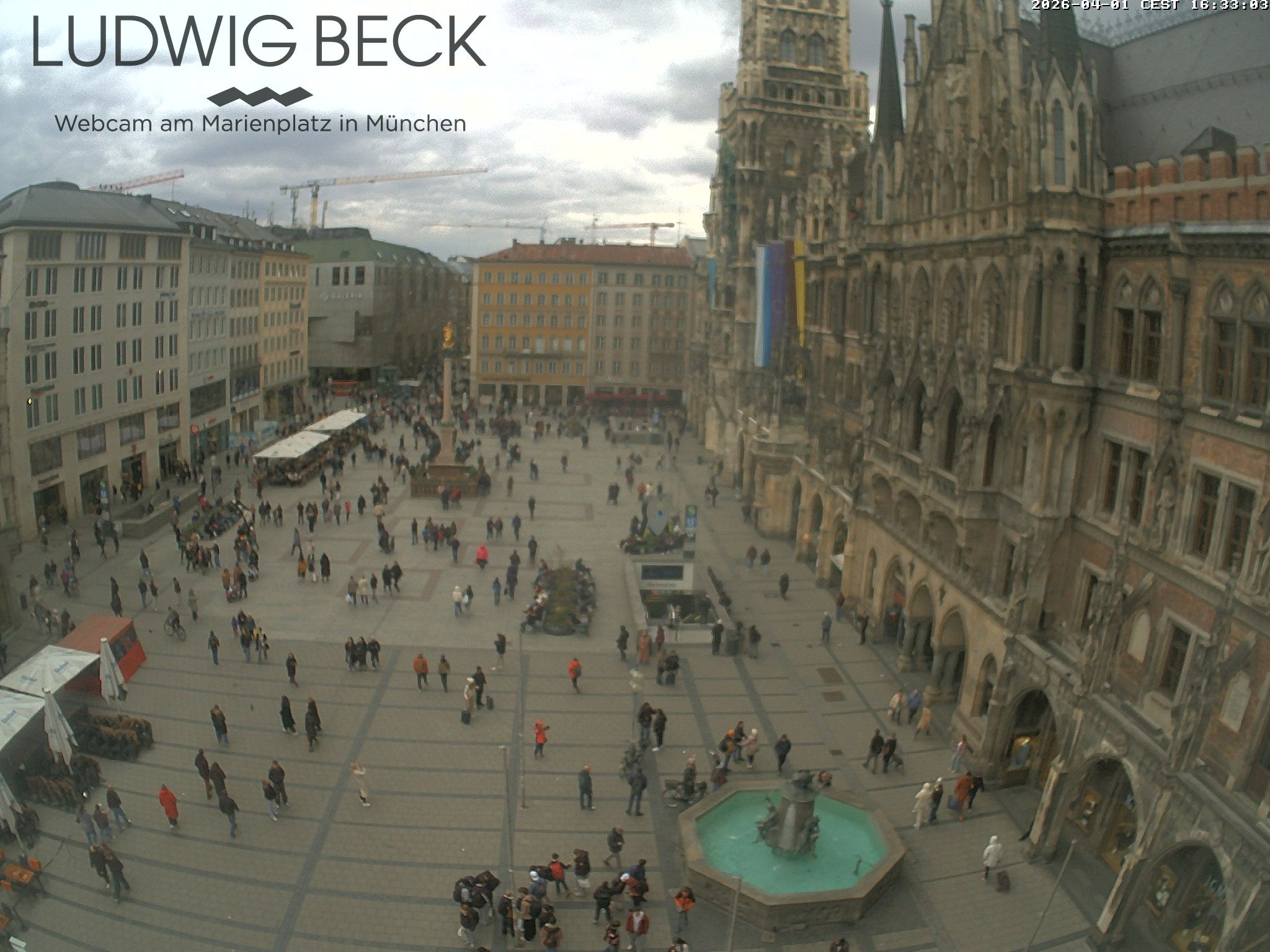 Archived image Webcam at the Marienplatz, Munich