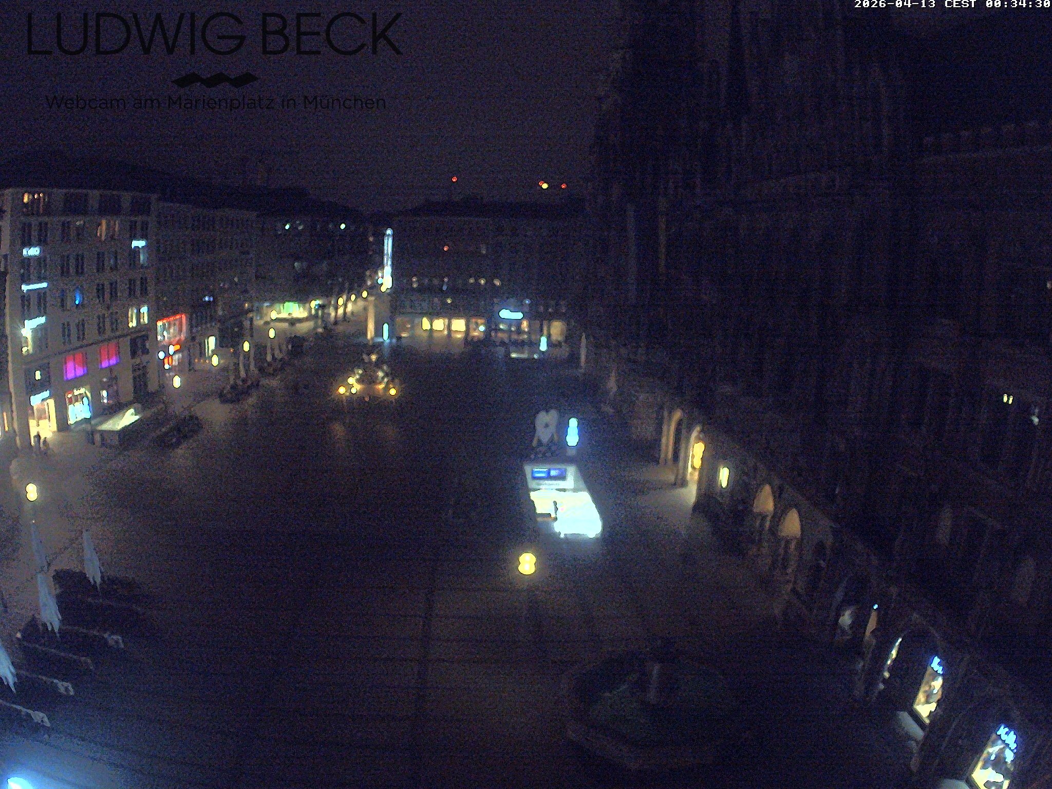 Archived image Webcam at the Marienplatz, Munich