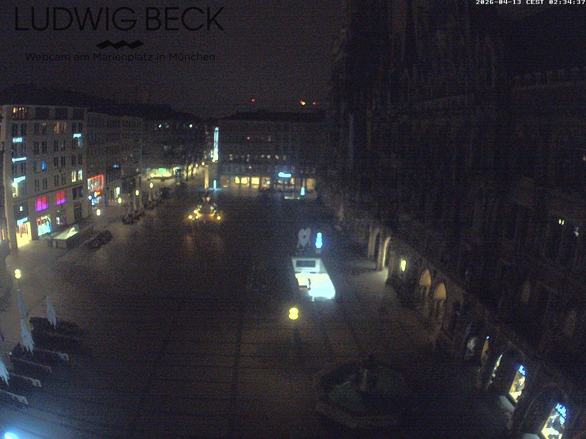 Archived image Webcam at the Marienplatz, Munich