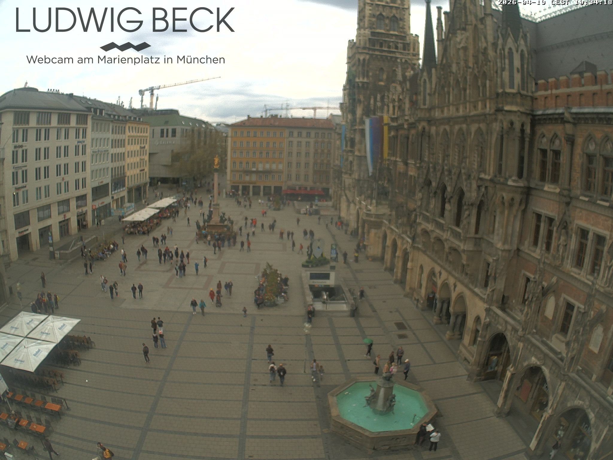 Archived image Webcam at the Marienplatz, Munich