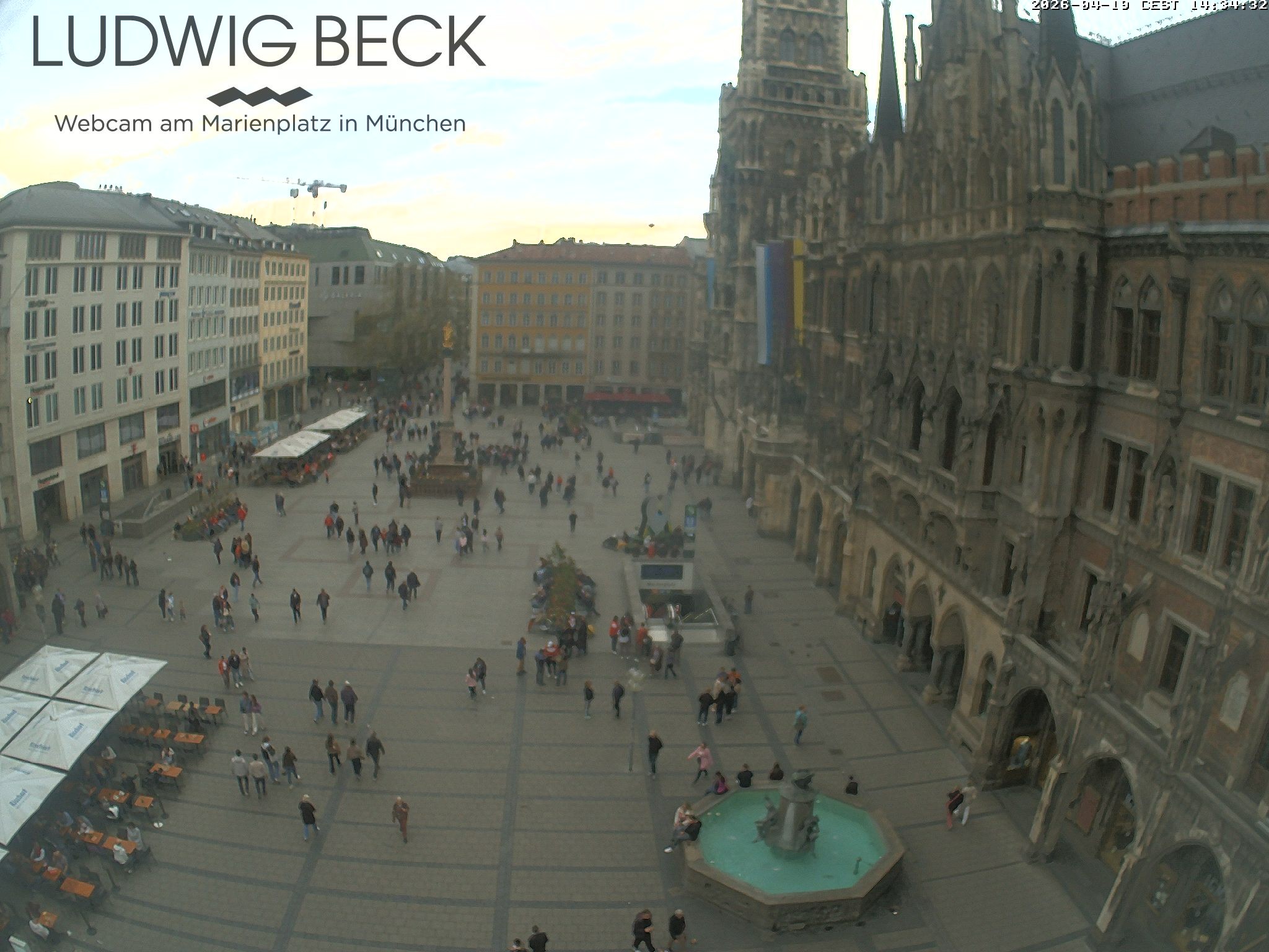 Archived image Webcam at the Marienplatz, Munich