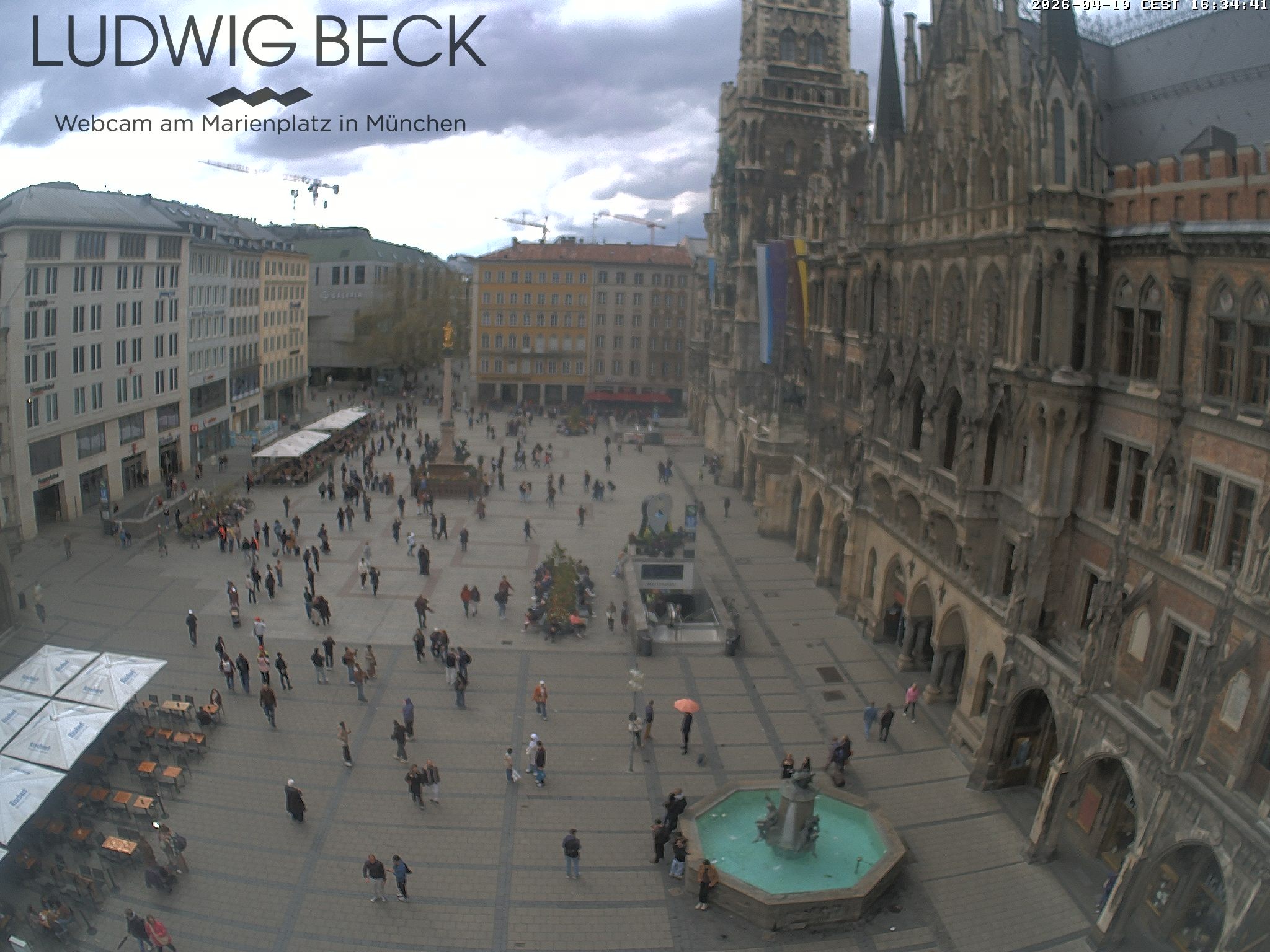 Archived image Webcam at the Marienplatz, Munich