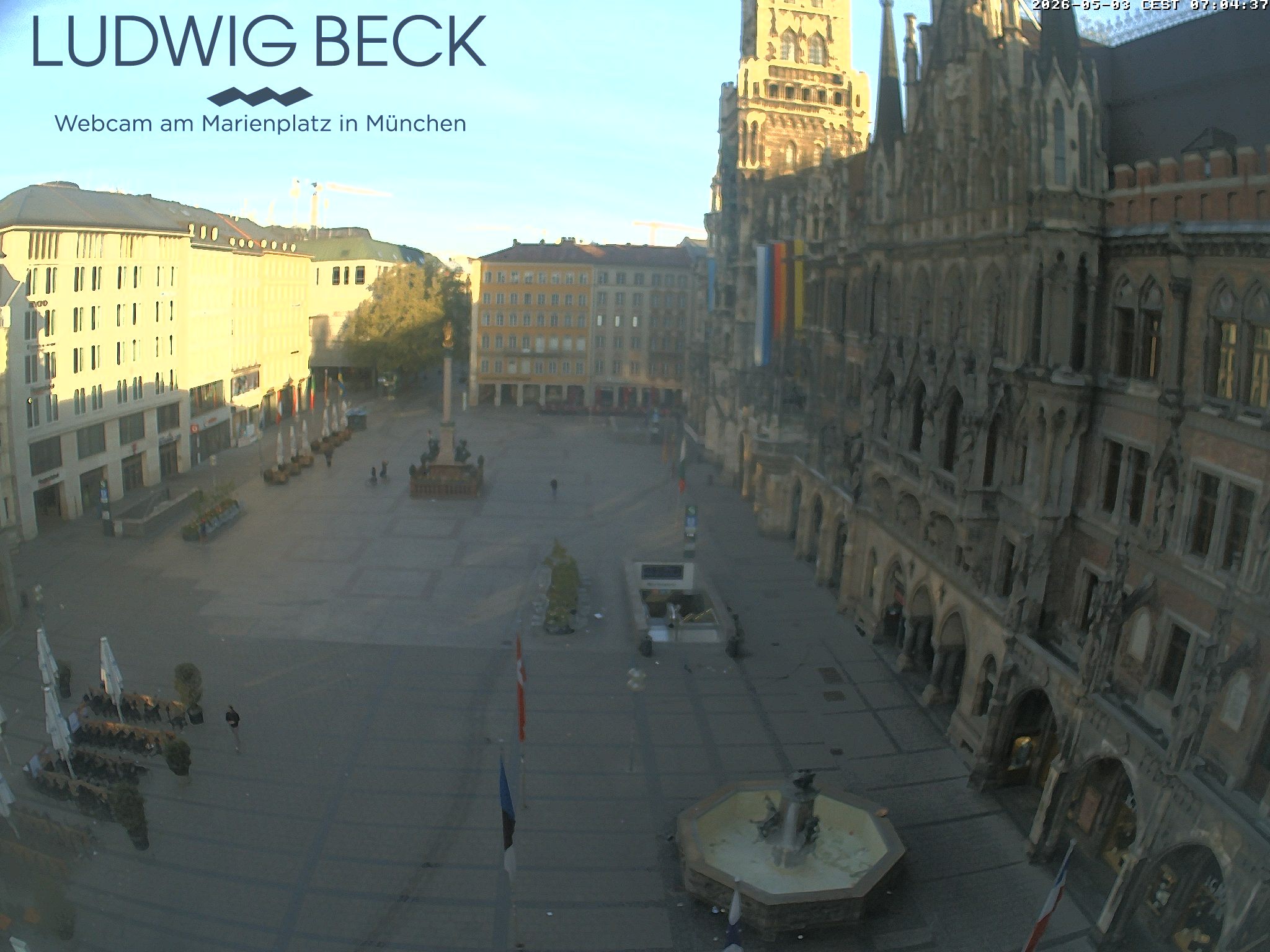 Archived image Webcam at the Marienplatz, Munich