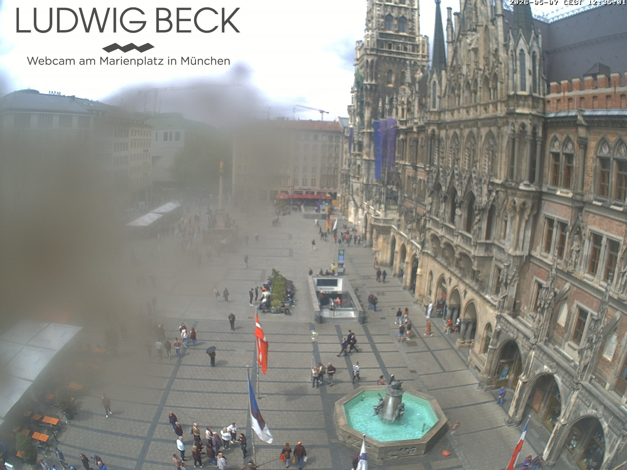 Archived image Webcam at the Marienplatz, Munich