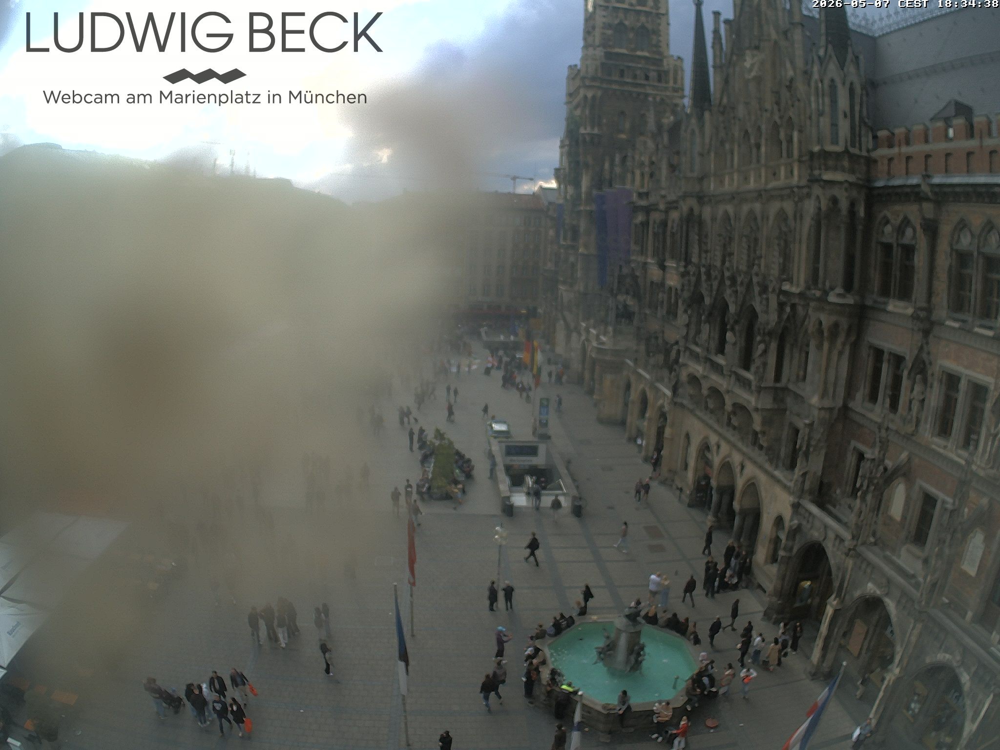 Archived image Webcam at the Marienplatz, Munich