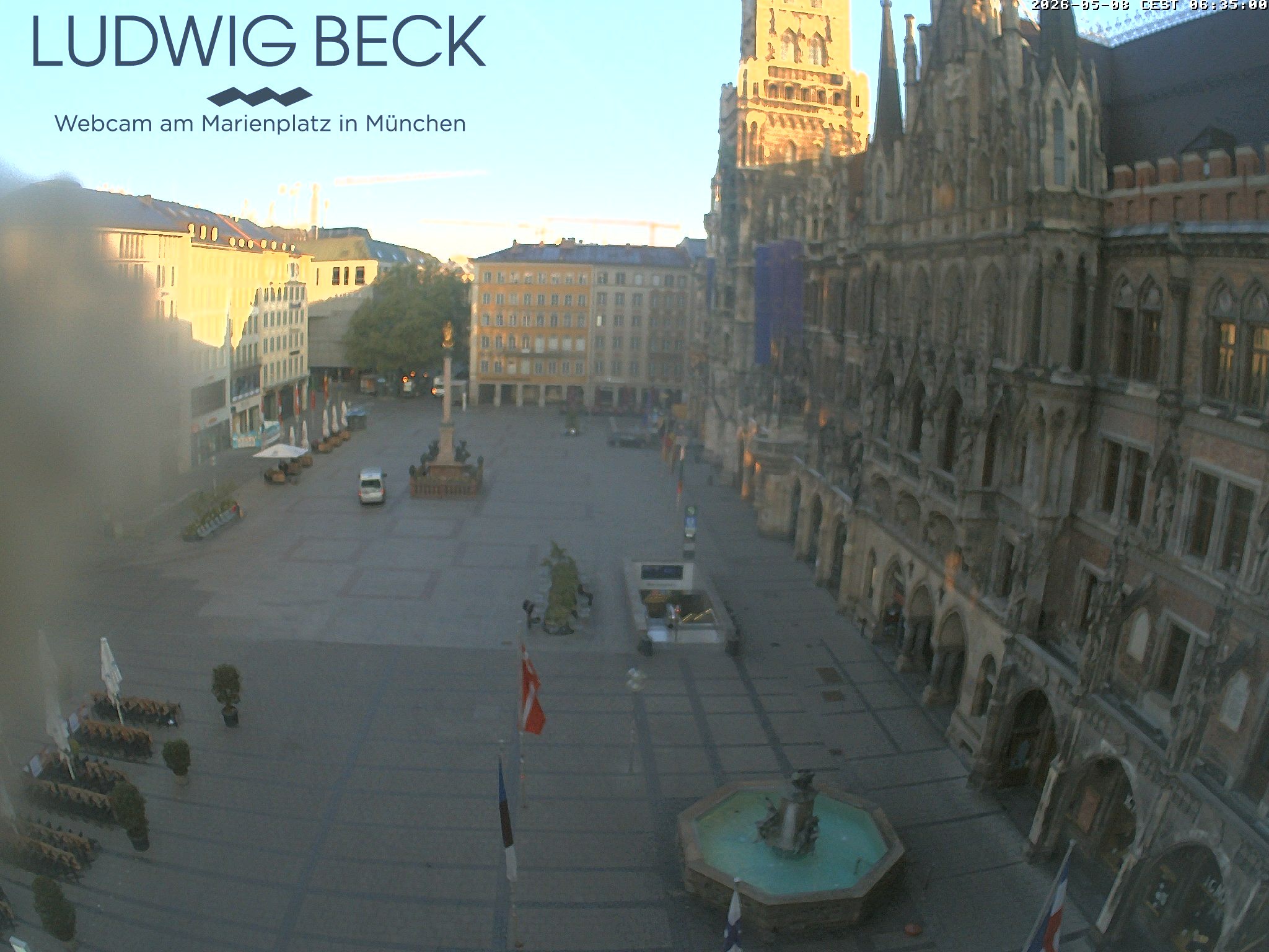 Archived image Webcam at the Marienplatz, Munich