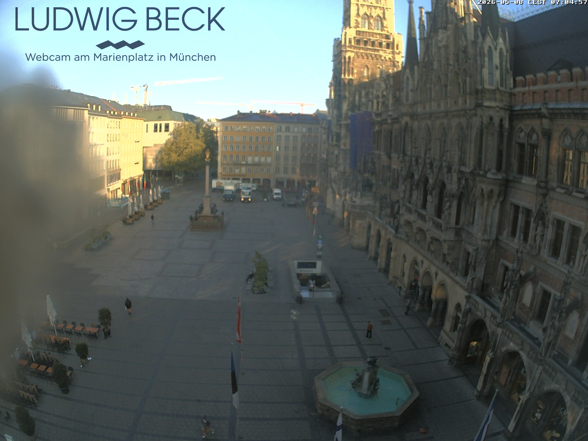 Archived image Webcam at the Marienplatz, Munich
