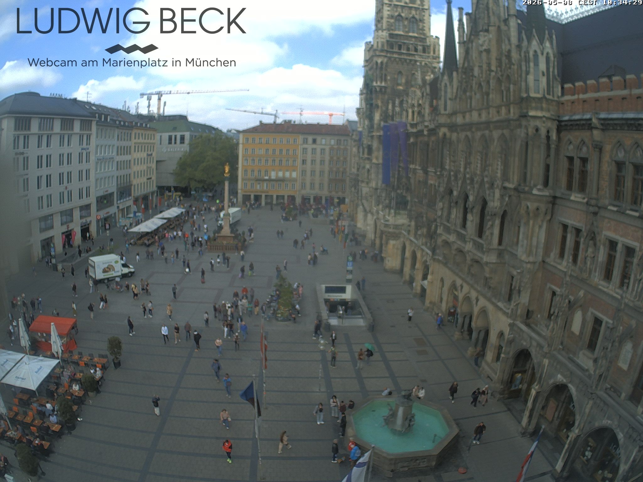 Archived image Webcam at the Marienplatz, Munich