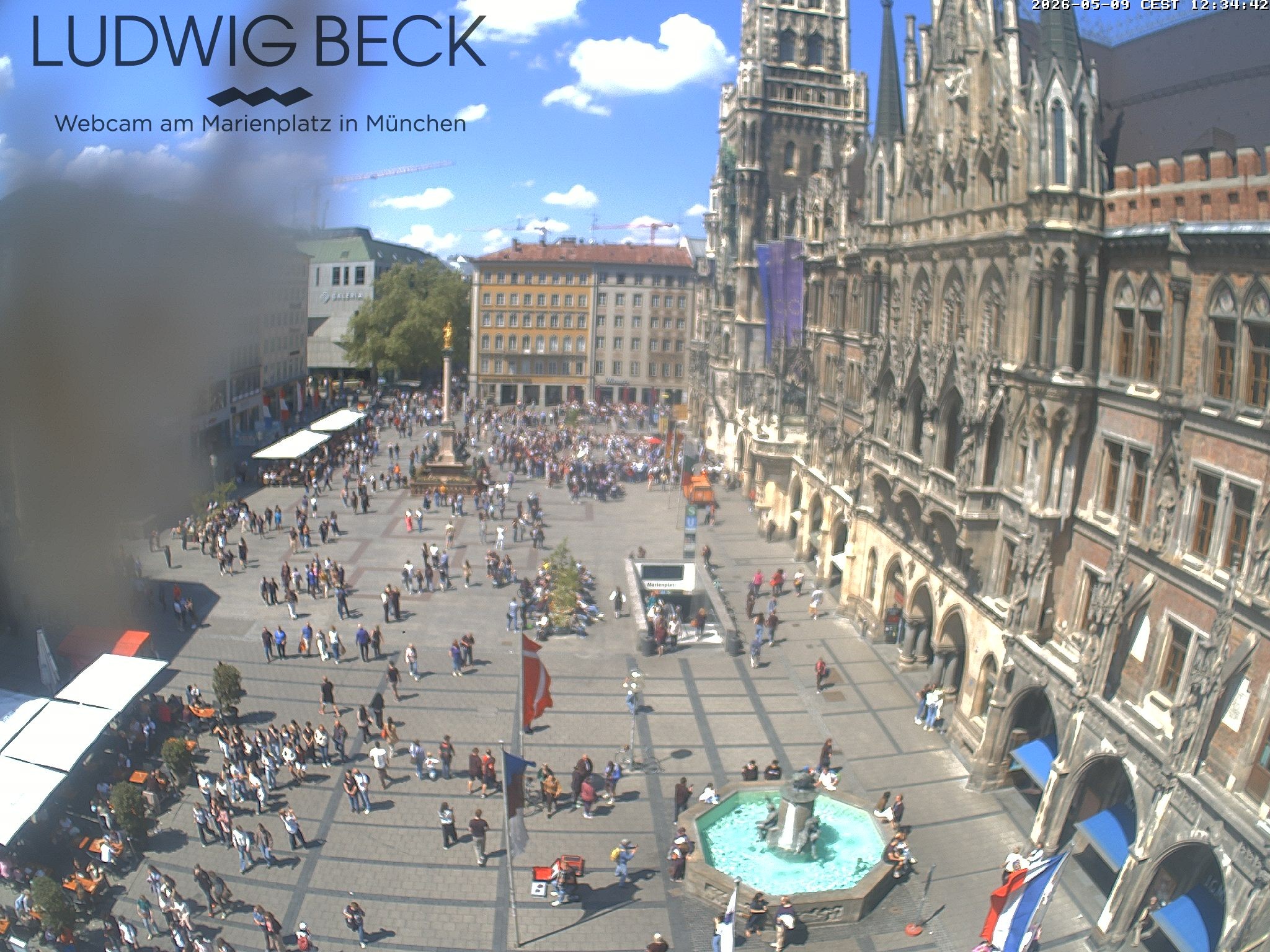 Archived image Webcam at the Marienplatz, Munich