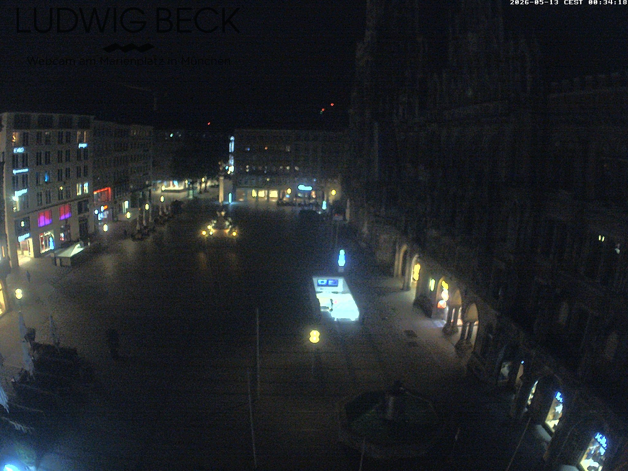 Archived image Webcam at the Marienplatz, Munich