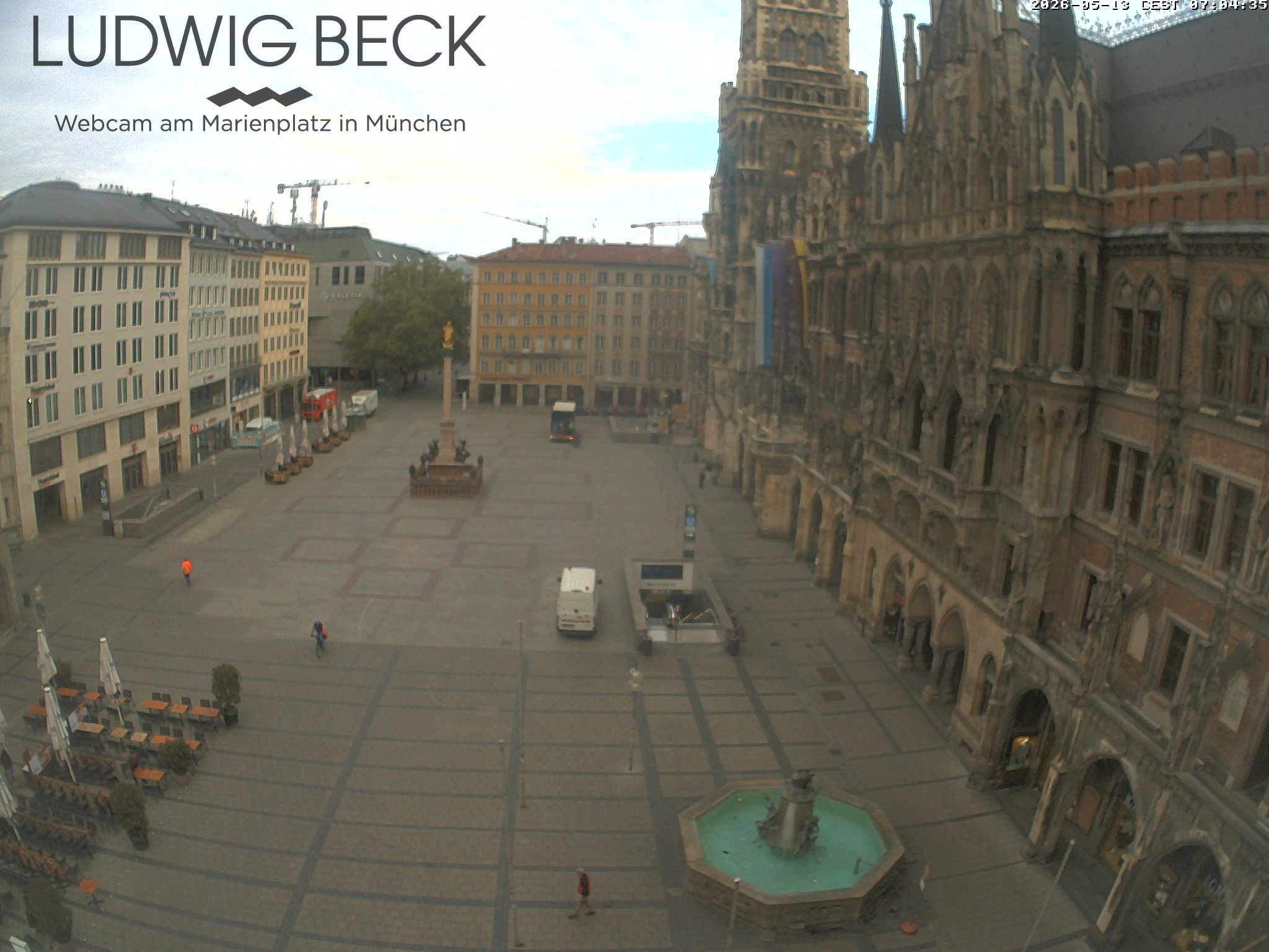 Archived image Webcam at the Marienplatz, Munich