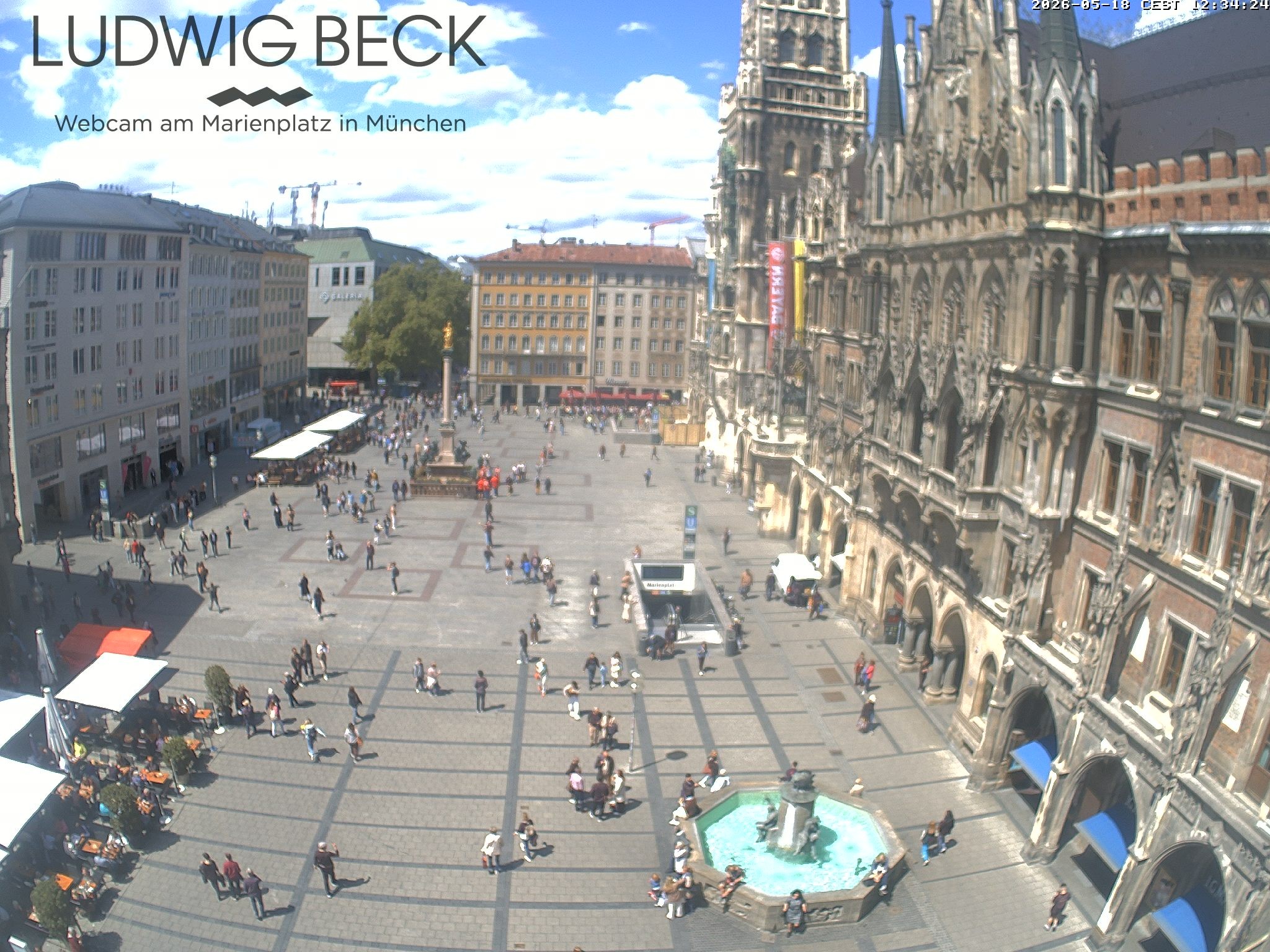 Archived image Webcam at the Marienplatz, Munich