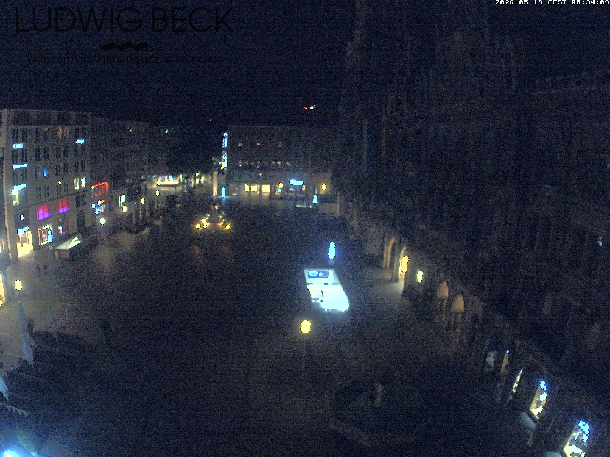 Archived image Webcam at the Marienplatz, Munich