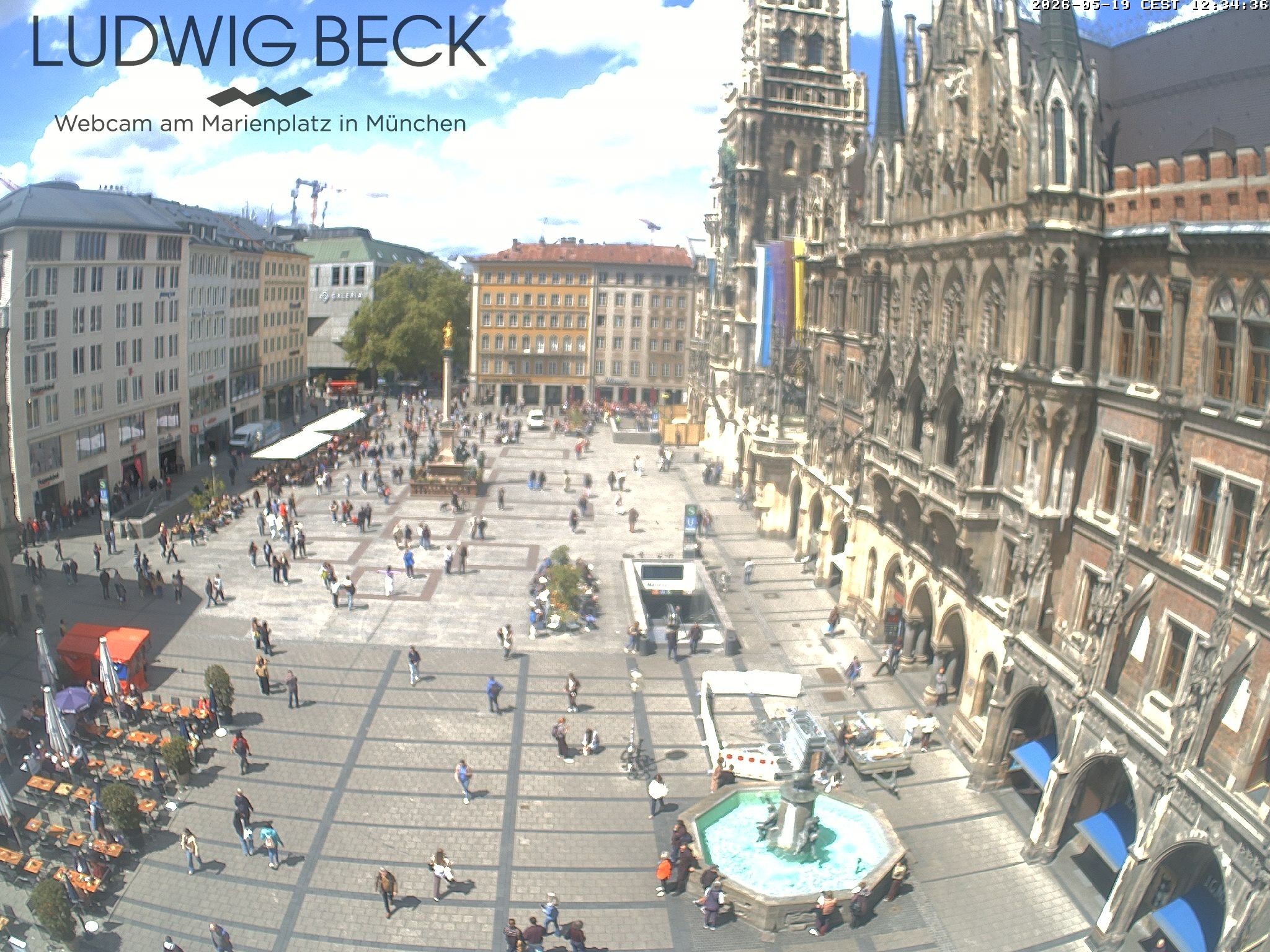 Archived image Webcam at the Marienplatz, Munich