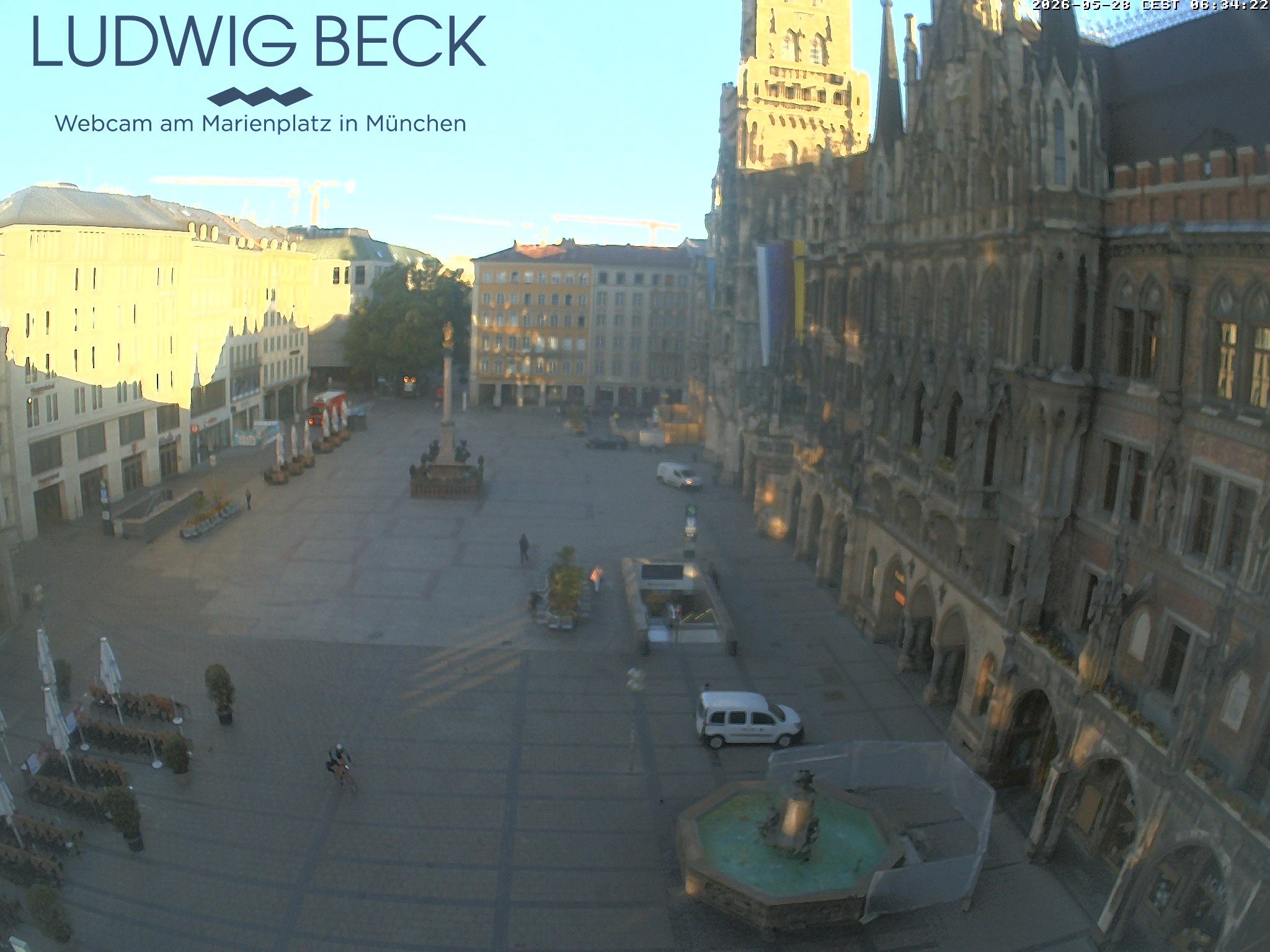 Archived image Webcam at the Marienplatz, Munich