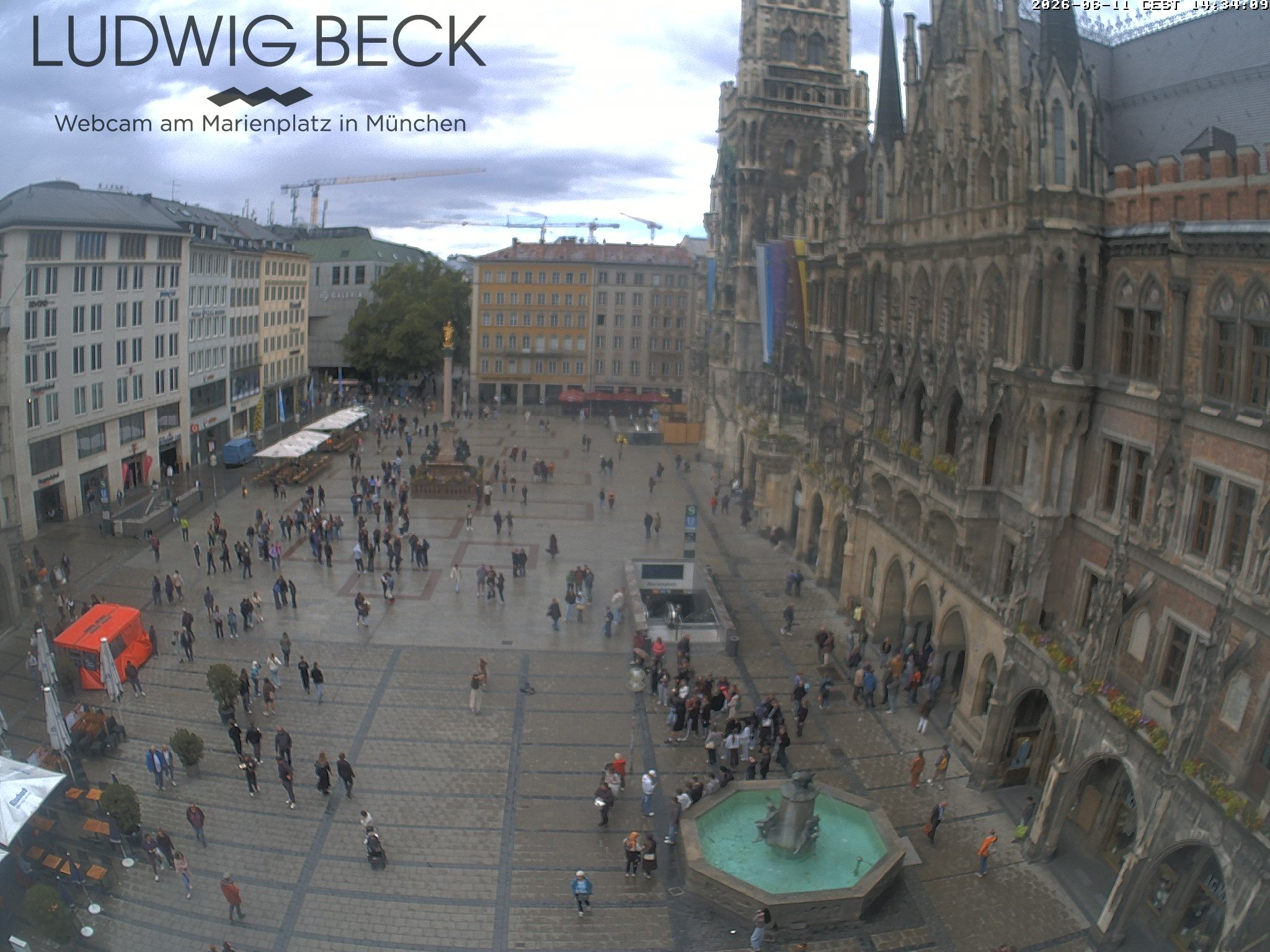 Archived image Webcam at the Marienplatz, Munich