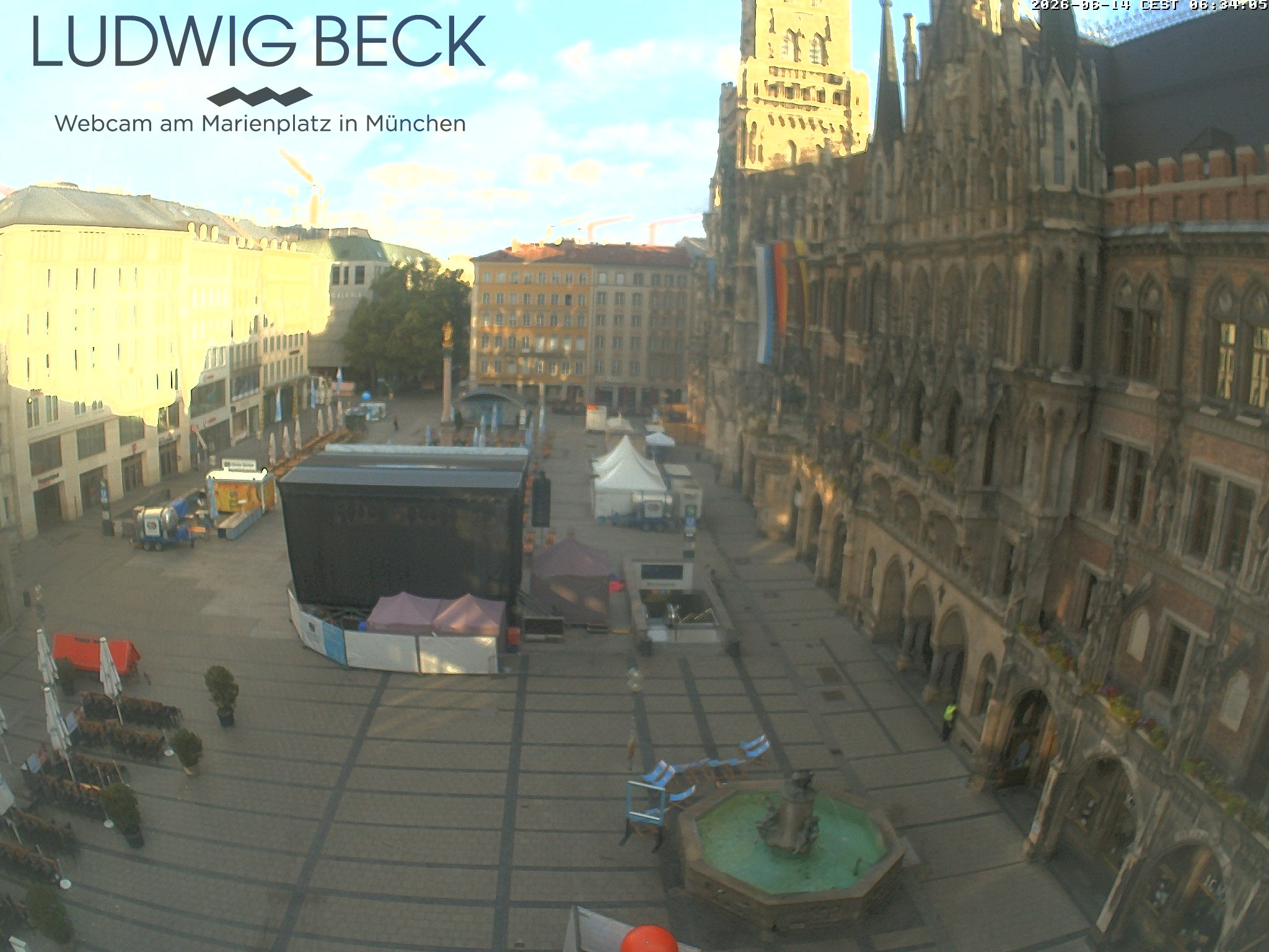 Archived image Webcam at the Marienplatz, Munich
