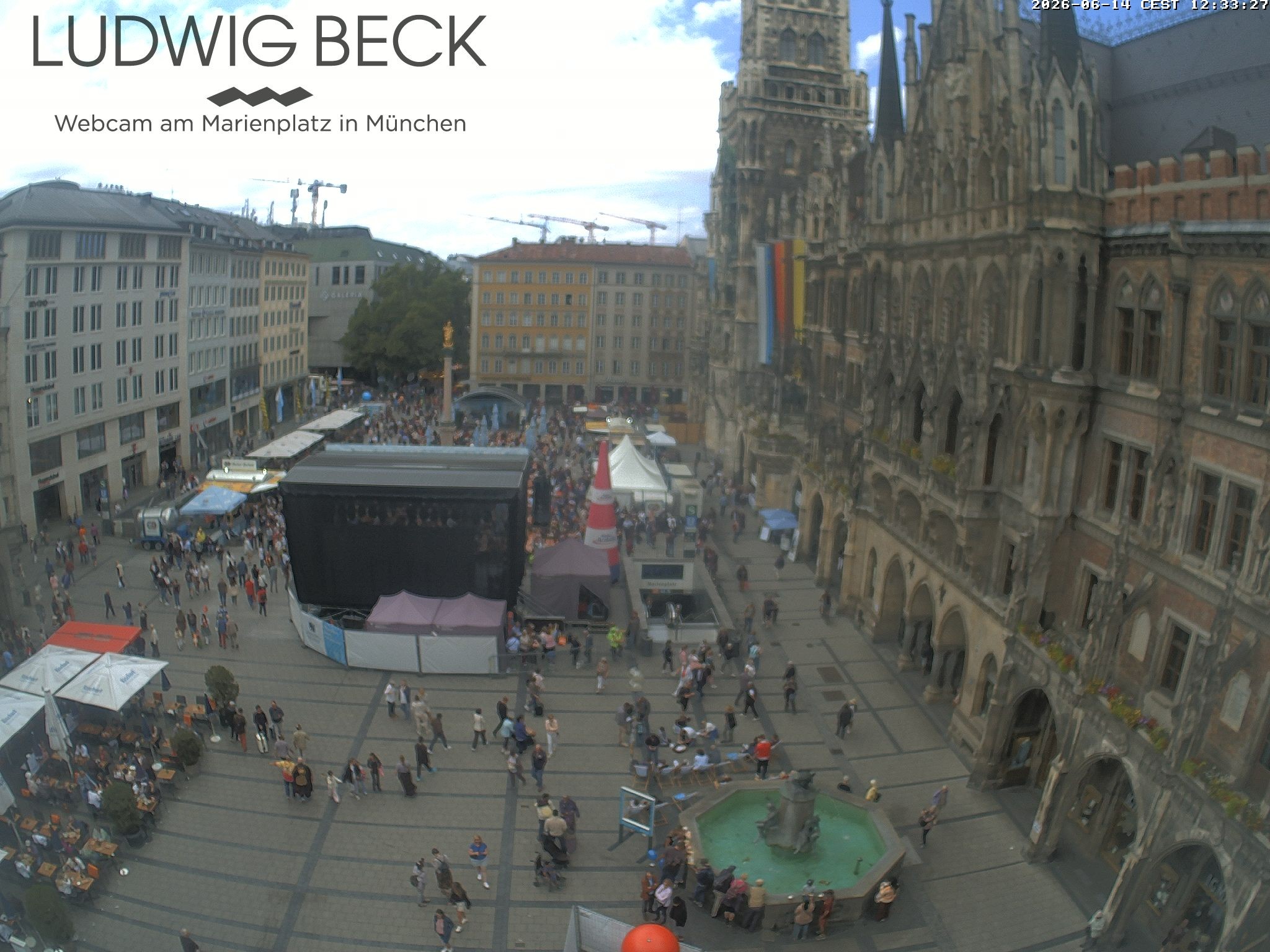 Archived image Webcam at the Marienplatz, Munich