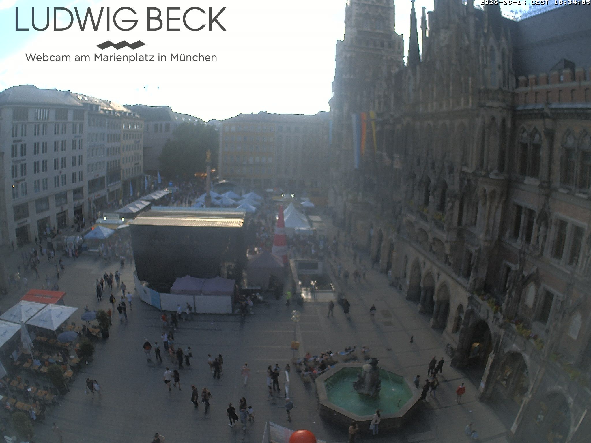 Archived image Webcam at the Marienplatz, Munich