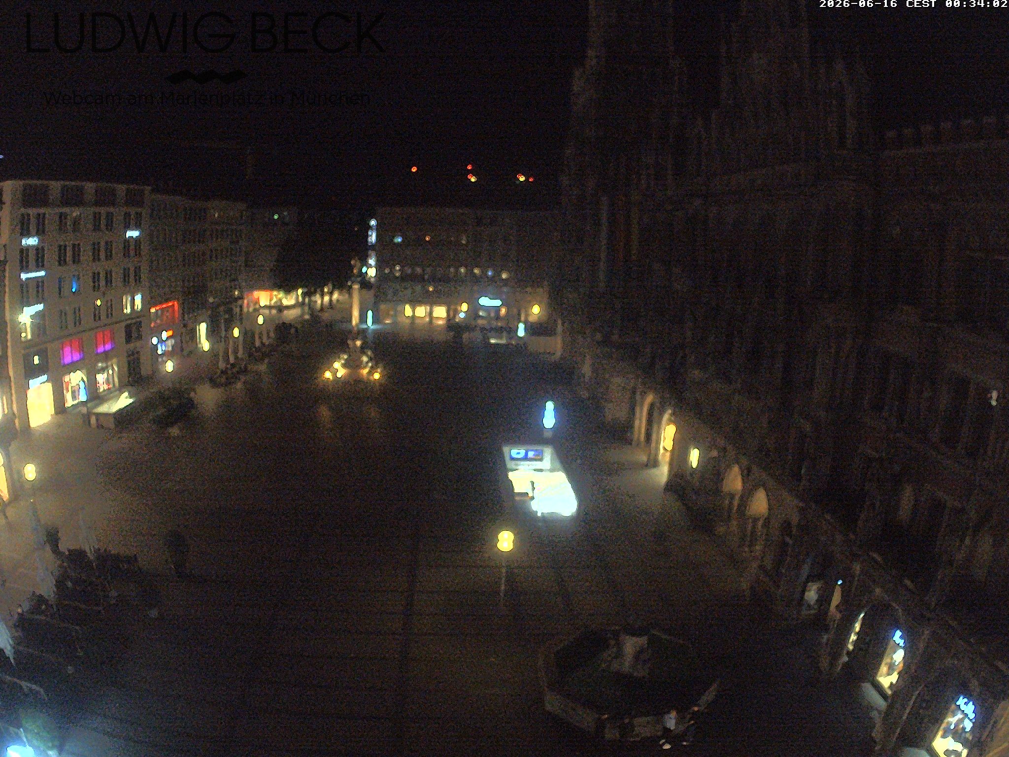 Archived image Webcam at the Marienplatz, Munich
