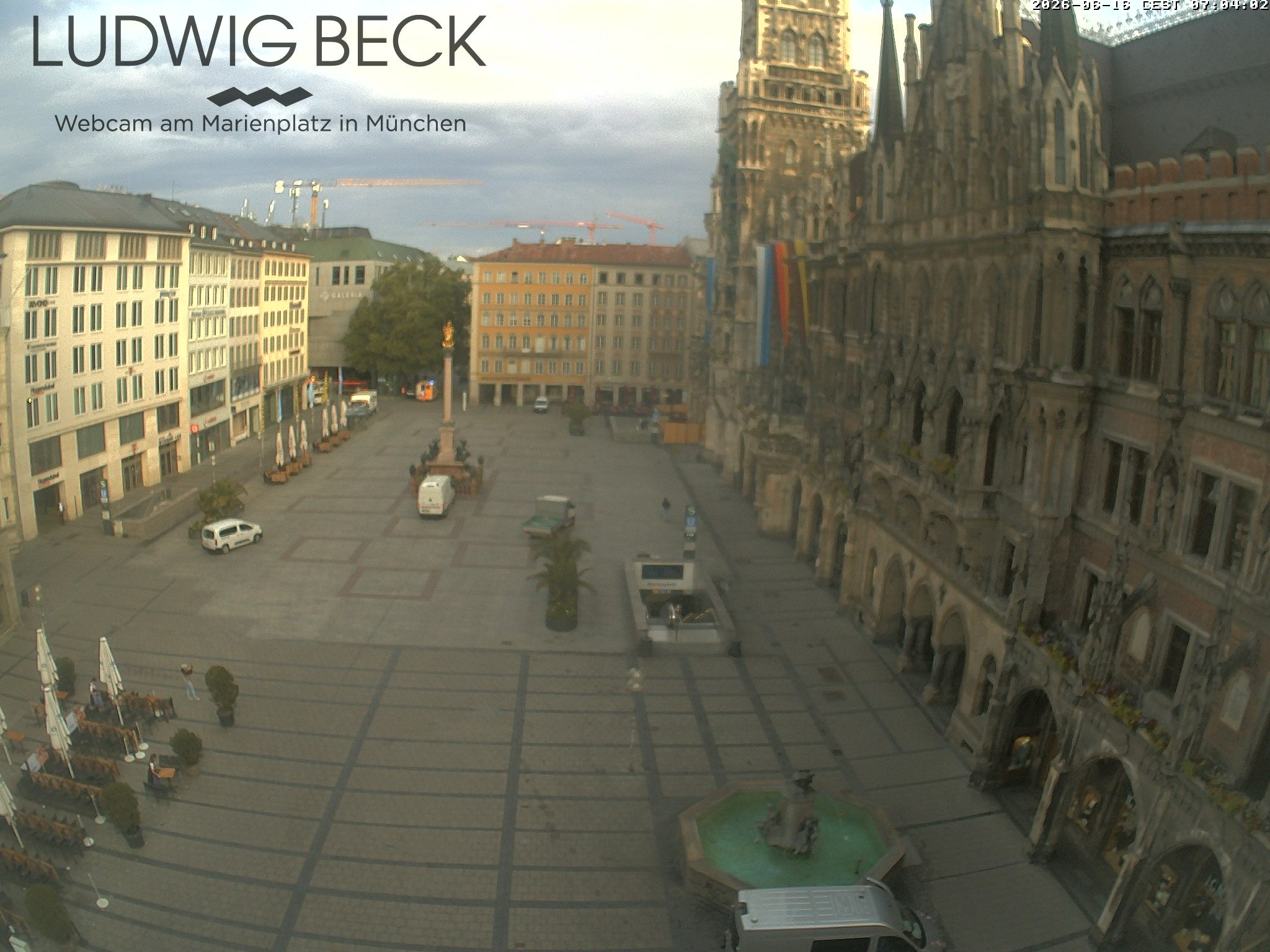 Archived image Webcam at the Marienplatz, Munich