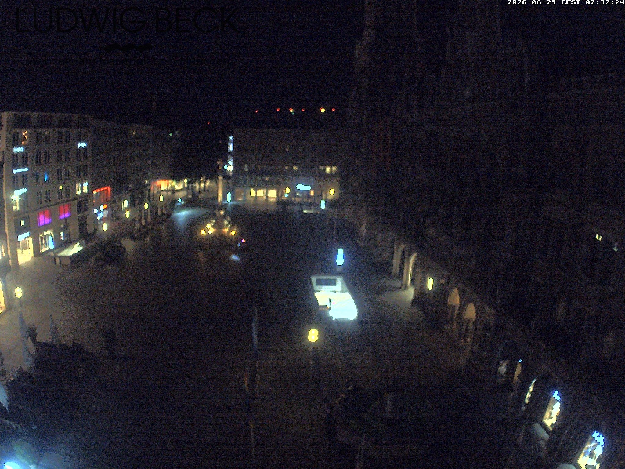 Archived image Webcam at the Marienplatz, Munich