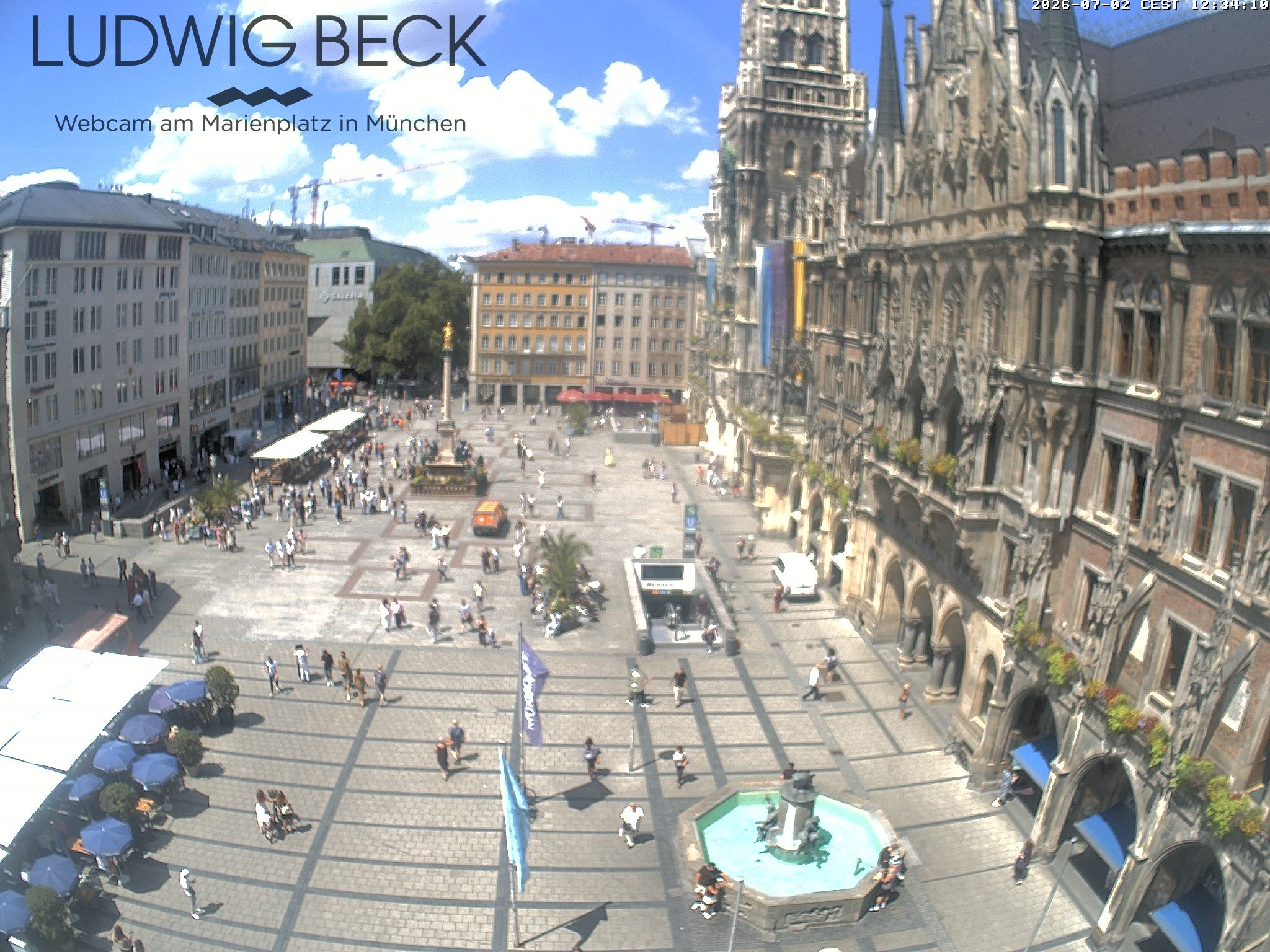 Archived image Webcam at the Marienplatz, Munich