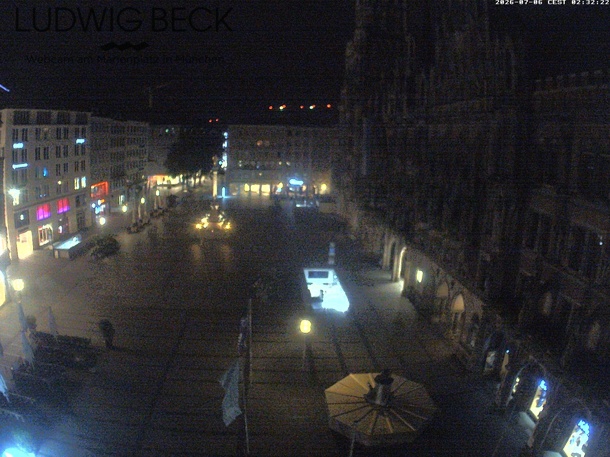 Archived image Webcam at the Marienplatz, Munich