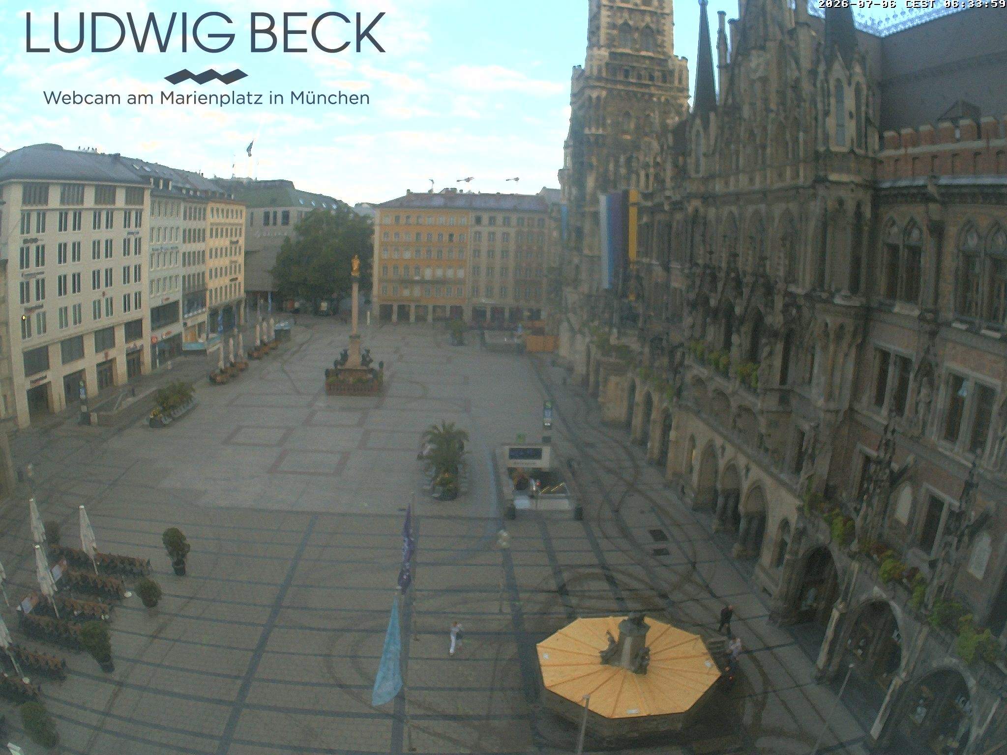 Archived image Webcam at the Marienplatz, Munich