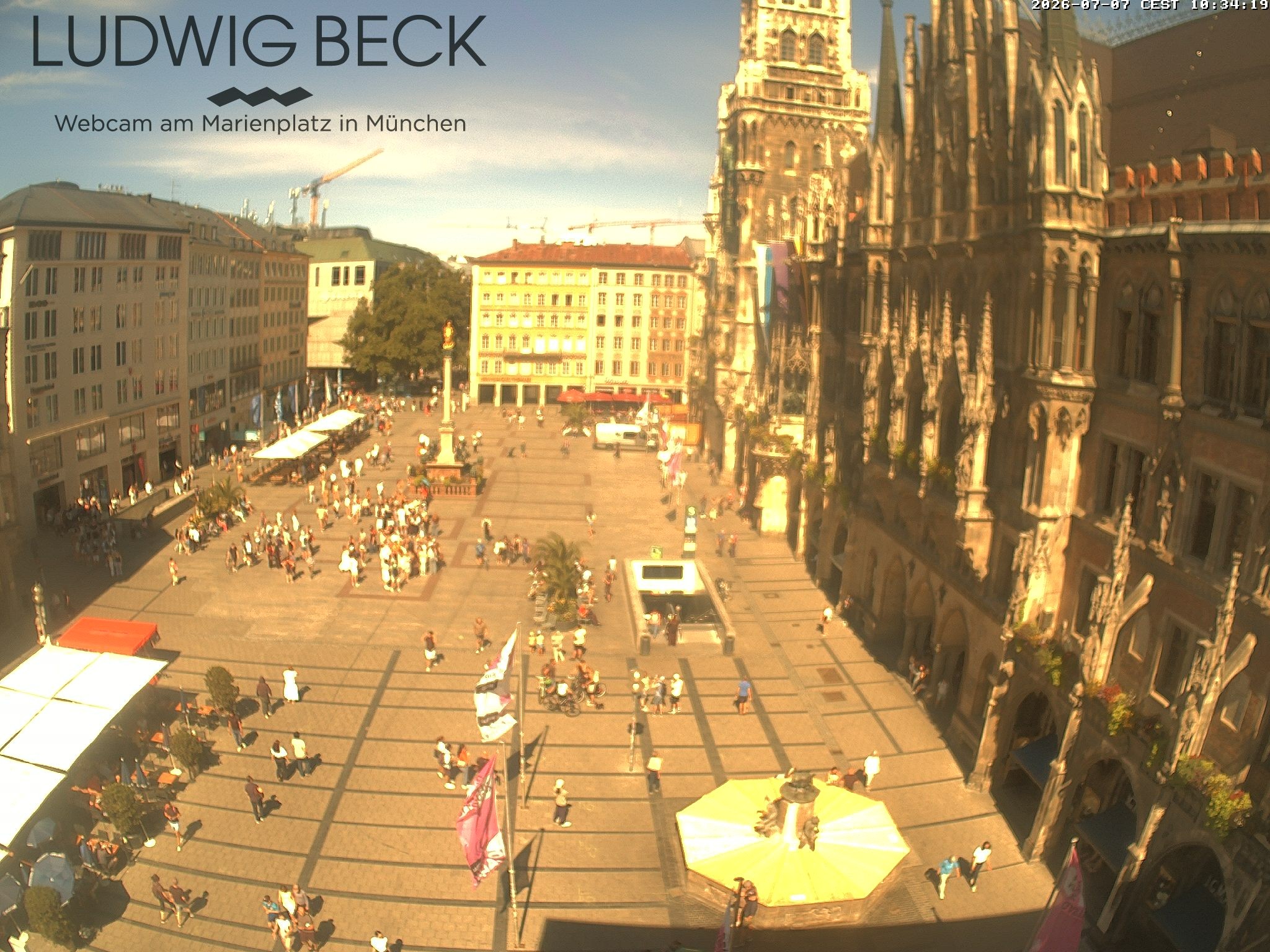 Archived image Webcam at the Marienplatz, Munich