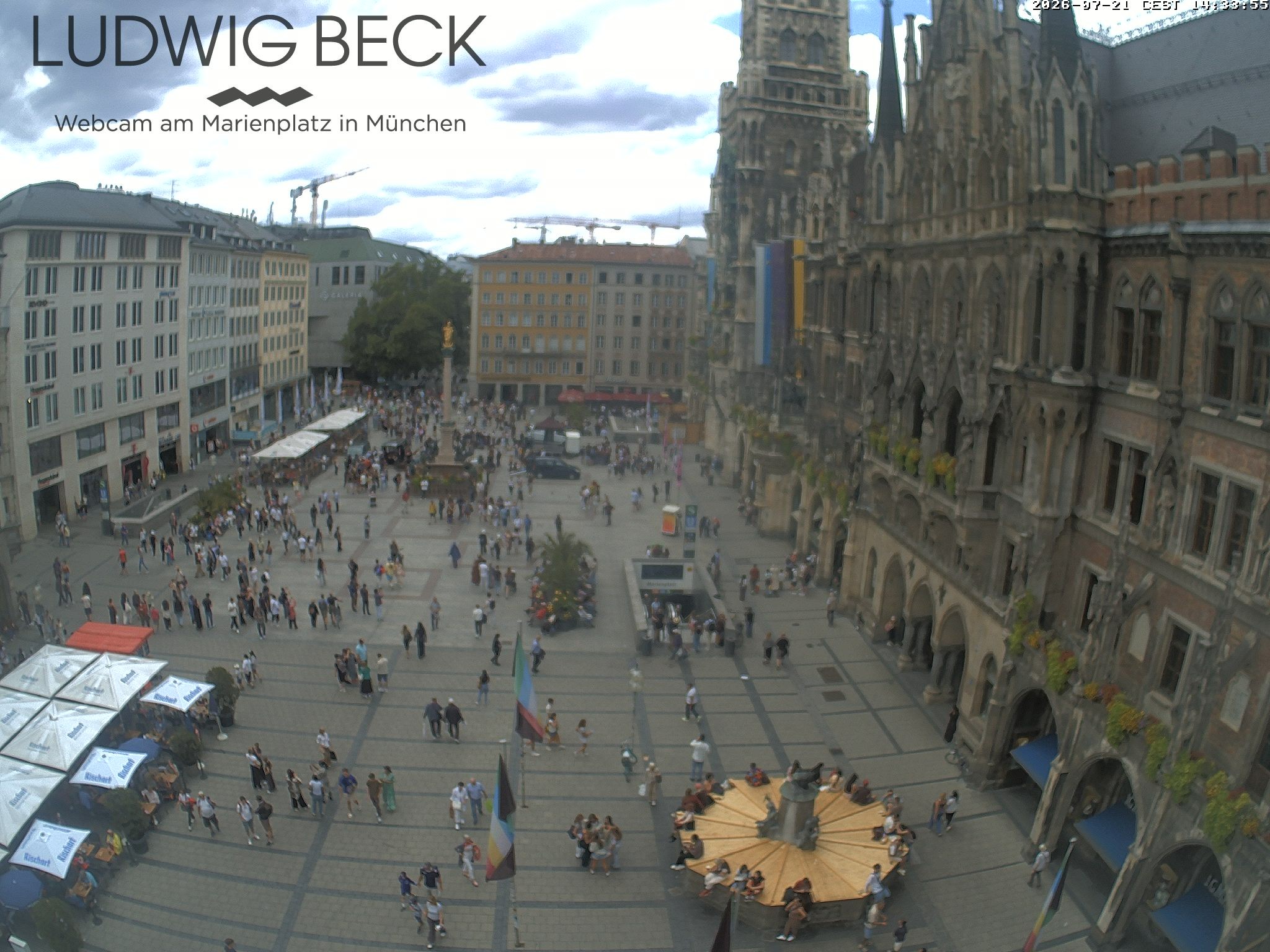 Archived image Webcam at the Marienplatz, Munich