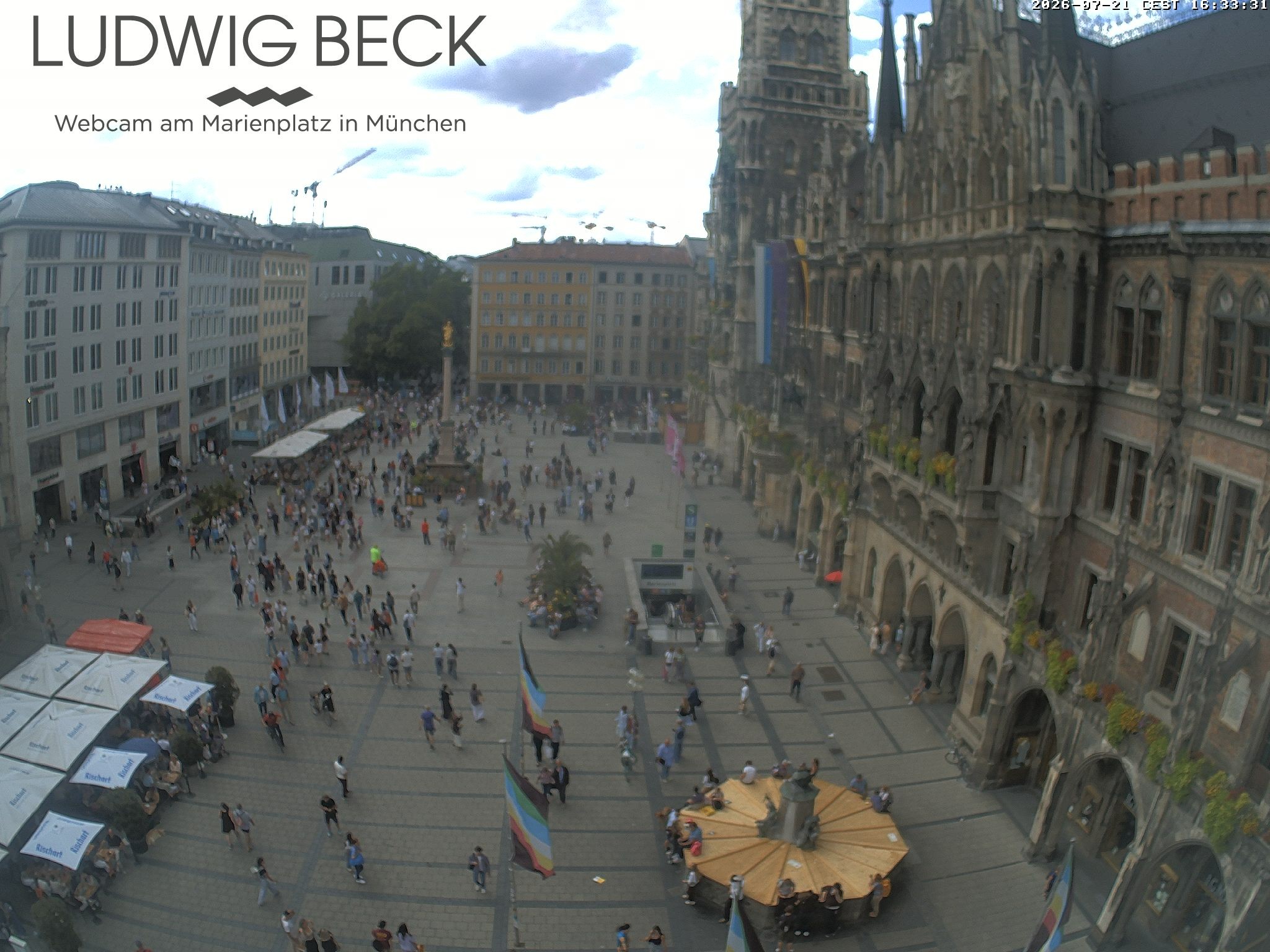 Archived image Webcam at the Marienplatz, Munich