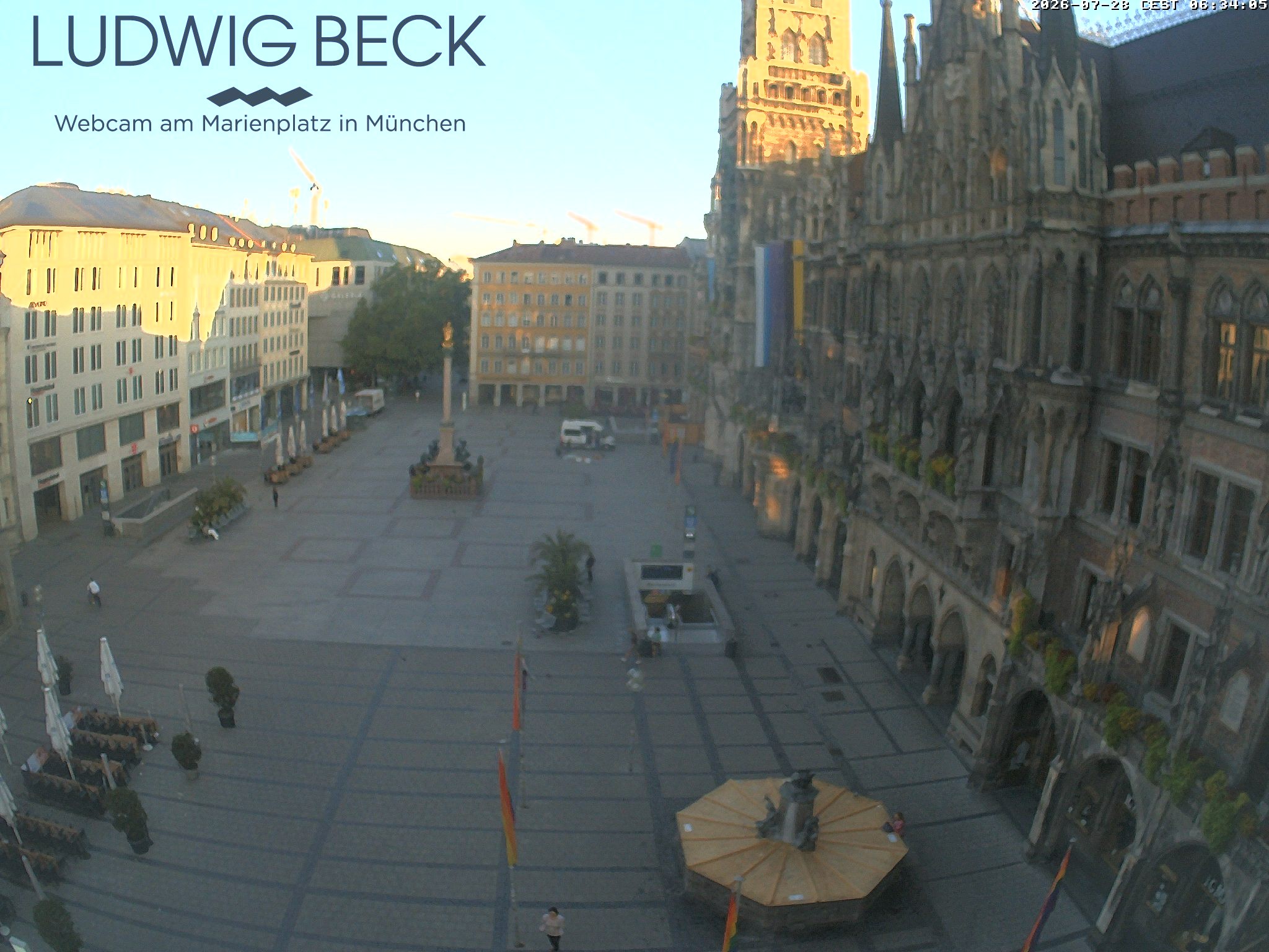 Archived image Webcam at the Marienplatz, Munich