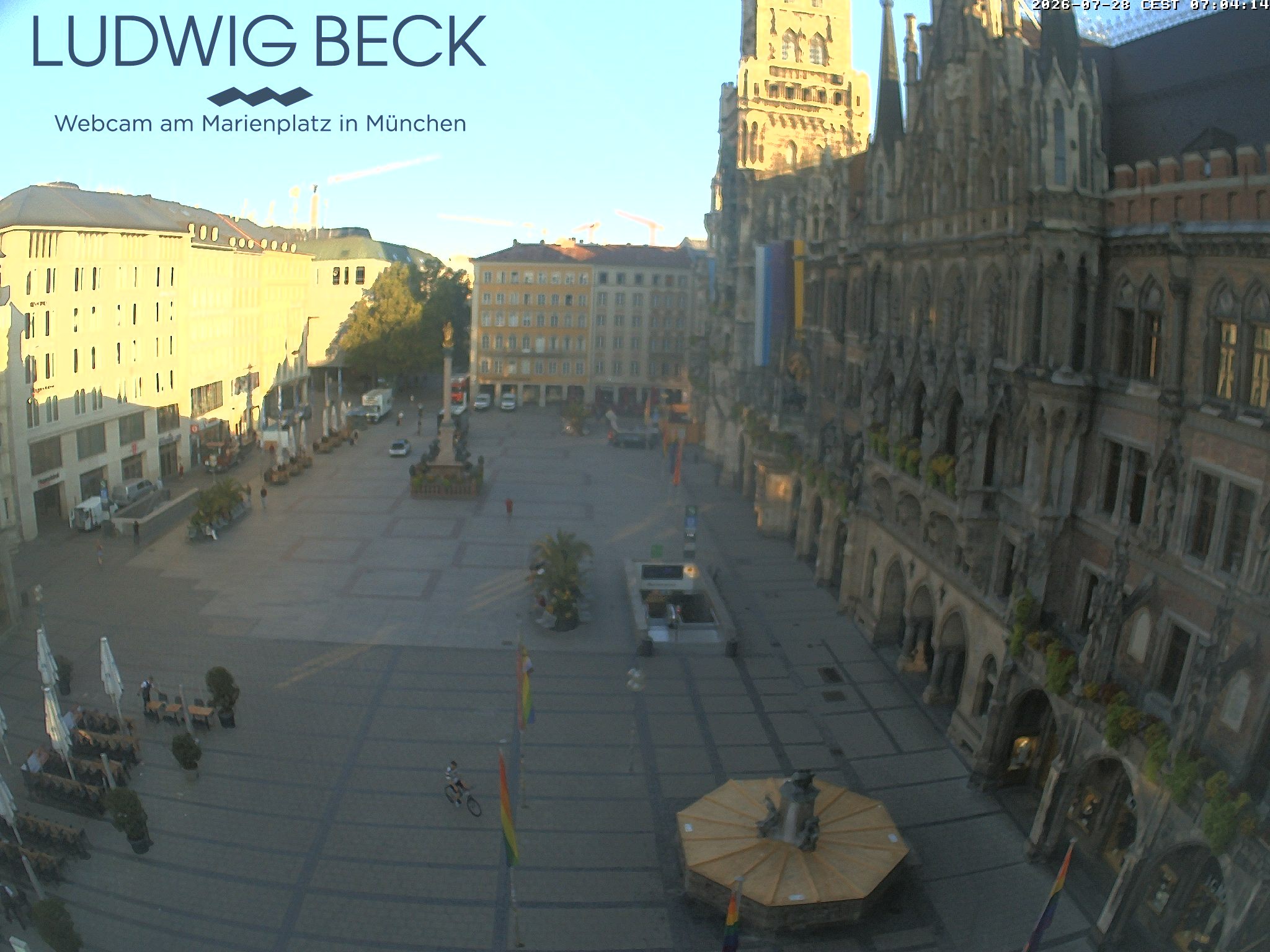 Archived image Webcam at the Marienplatz, Munich