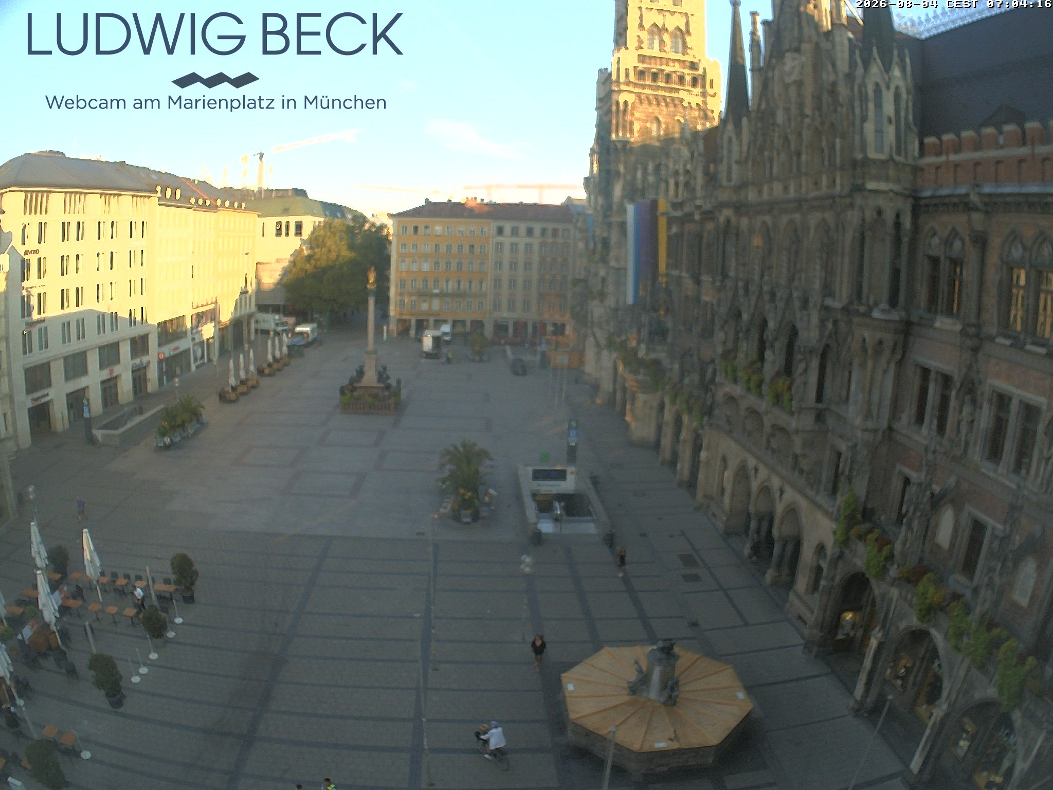 Archived image Webcam at the Marienplatz, Munich