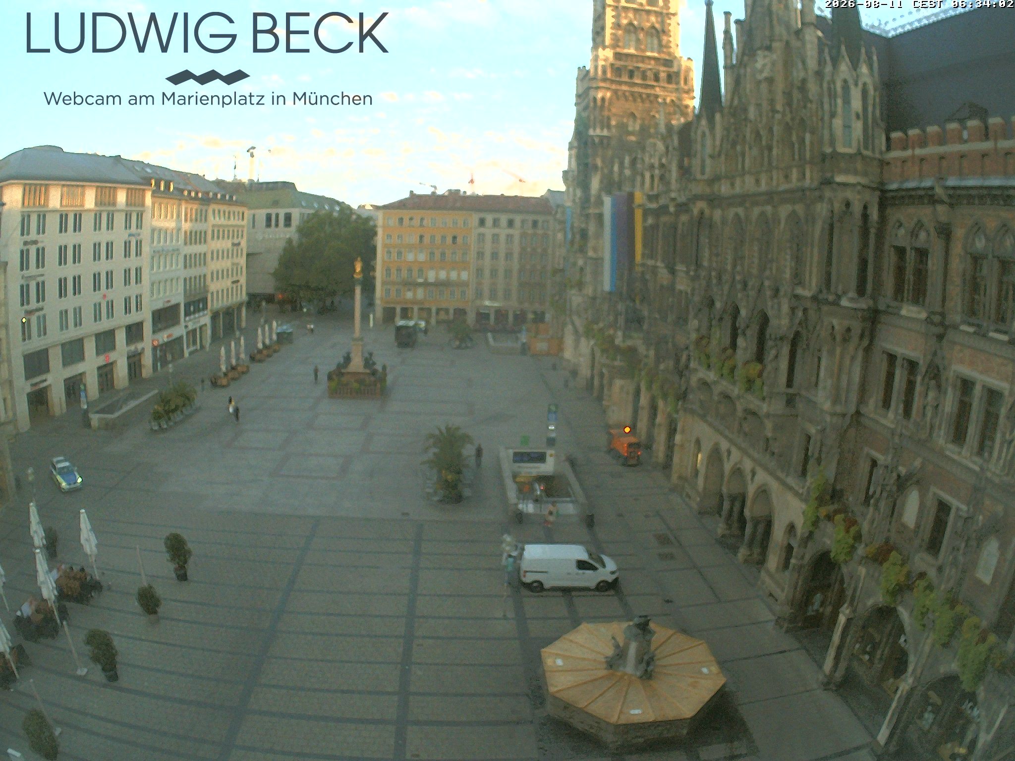 Archived image Webcam at the Marienplatz, Munich