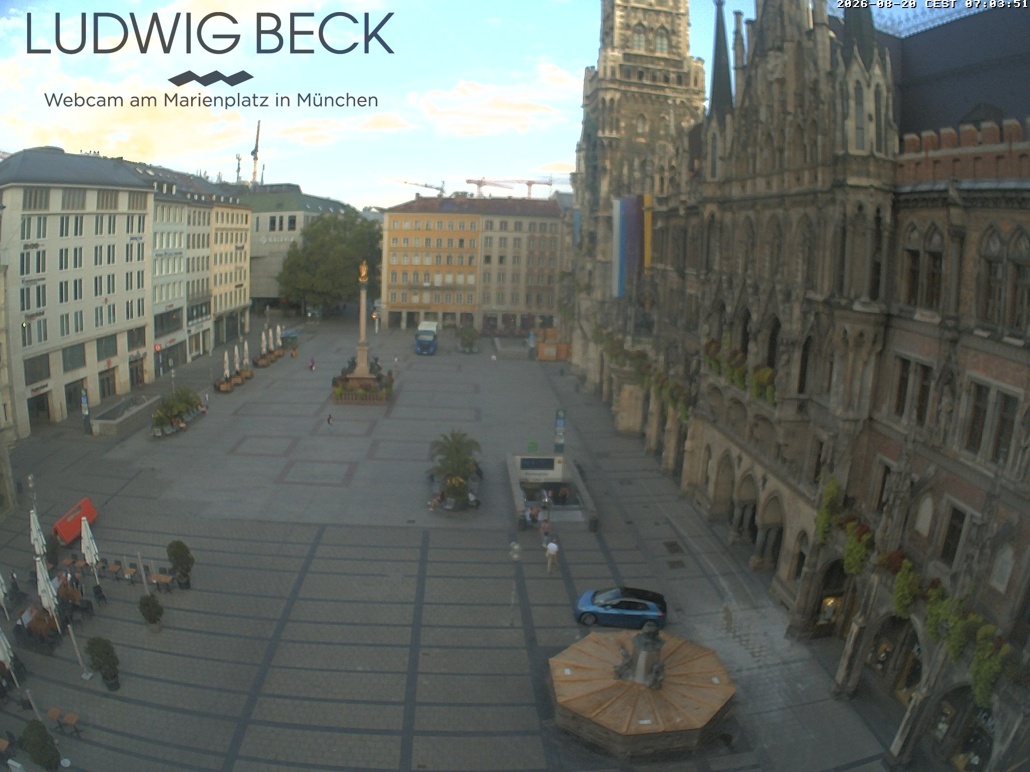 Archived image Webcam at the Marienplatz, Munich