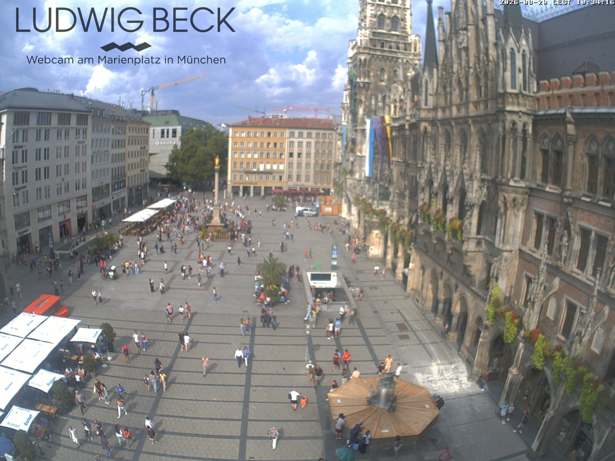 Archived image Webcam at the Marienplatz, Munich