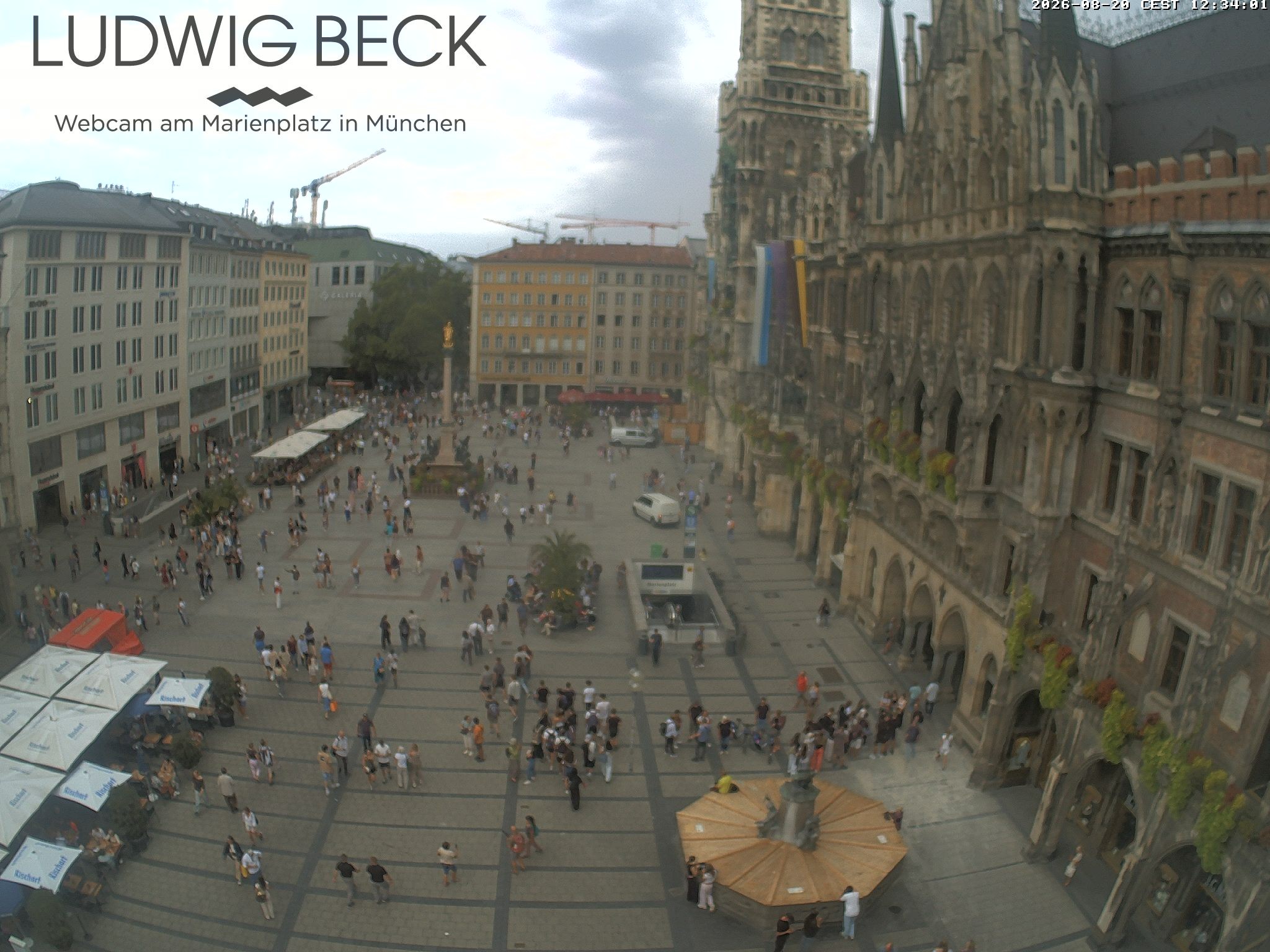 Archived image Webcam at the Marienplatz, Munich
