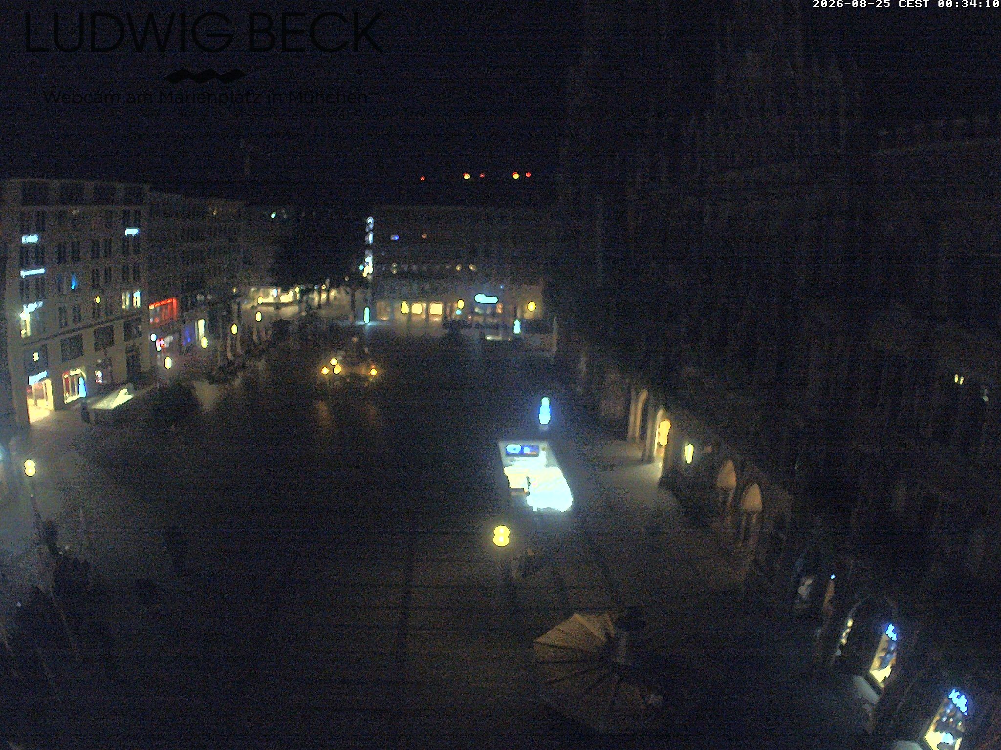 Archived image Webcam at the Marienplatz, Munich