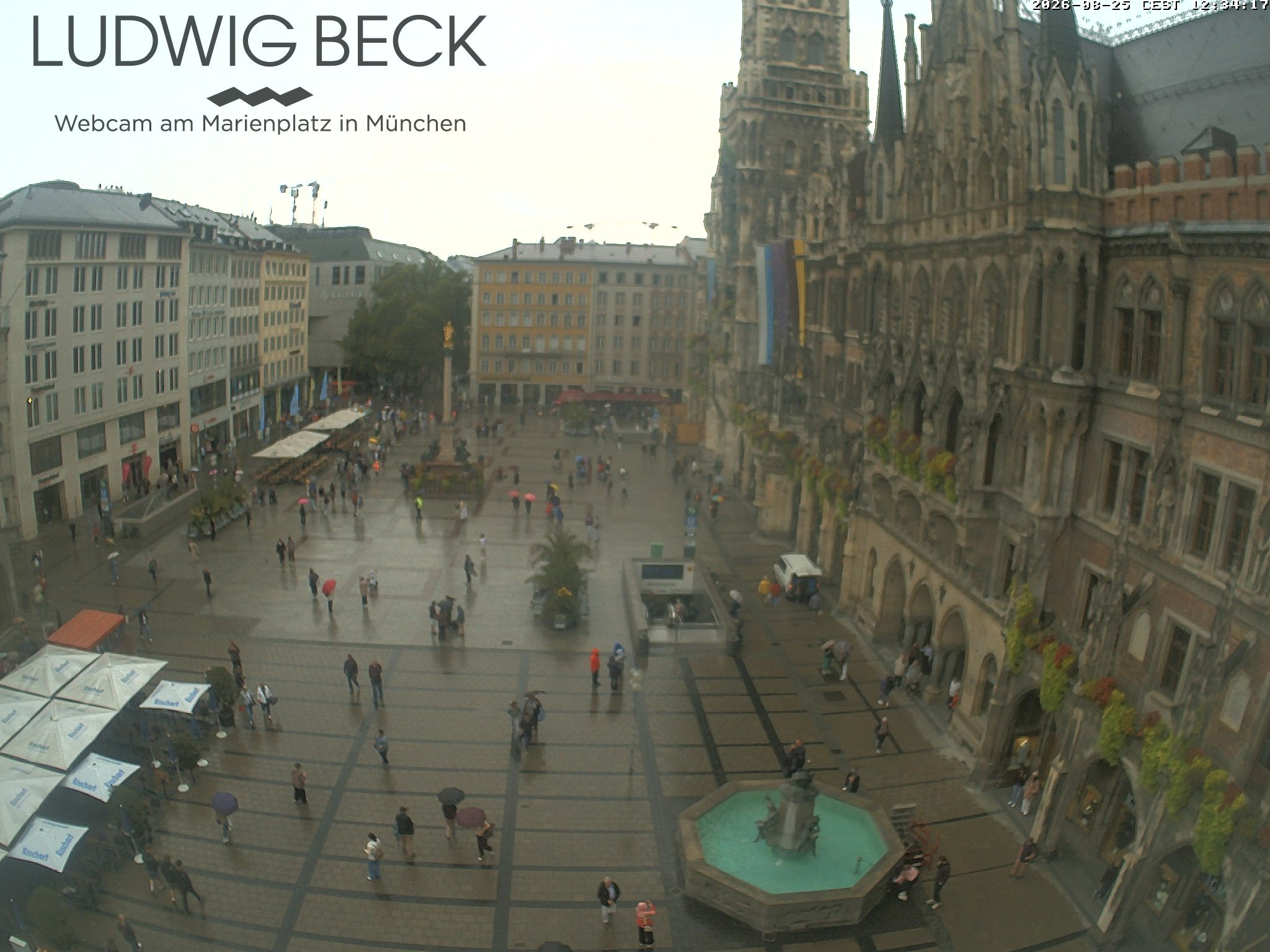 Archived image Webcam at the Marienplatz, Munich
