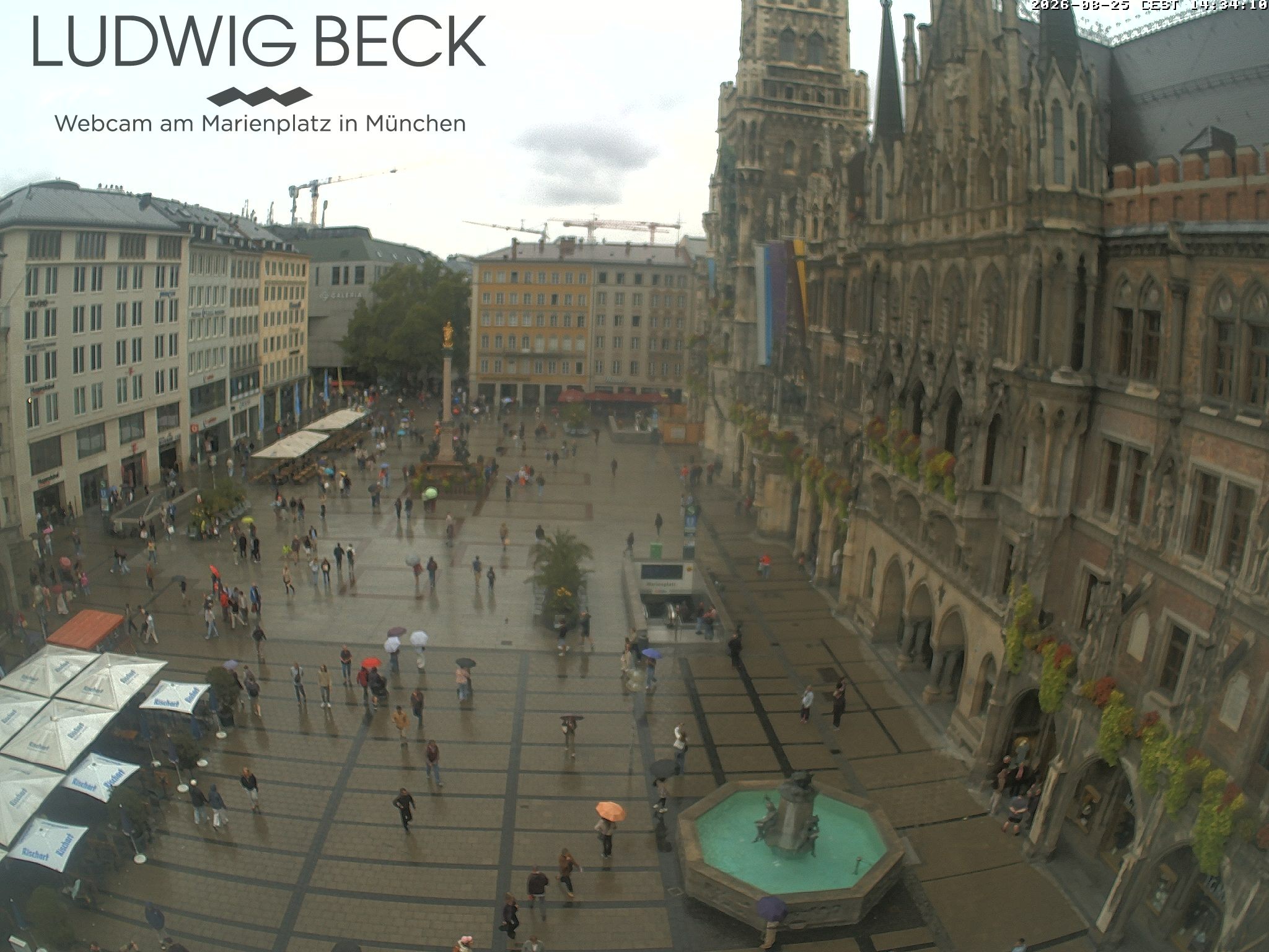Archived image Webcam at the Marienplatz, Munich