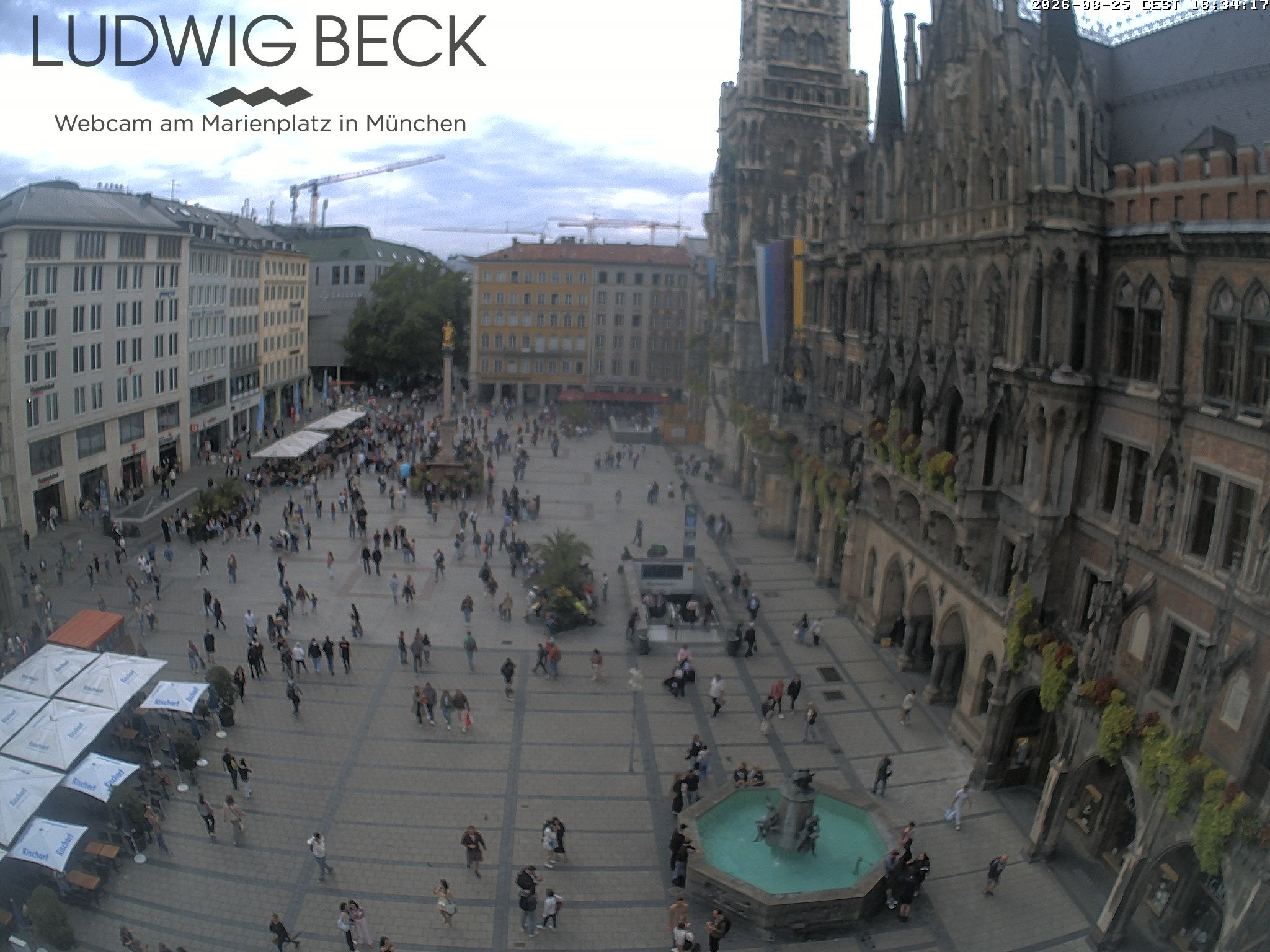 Archived image Webcam at the Marienplatz, Munich