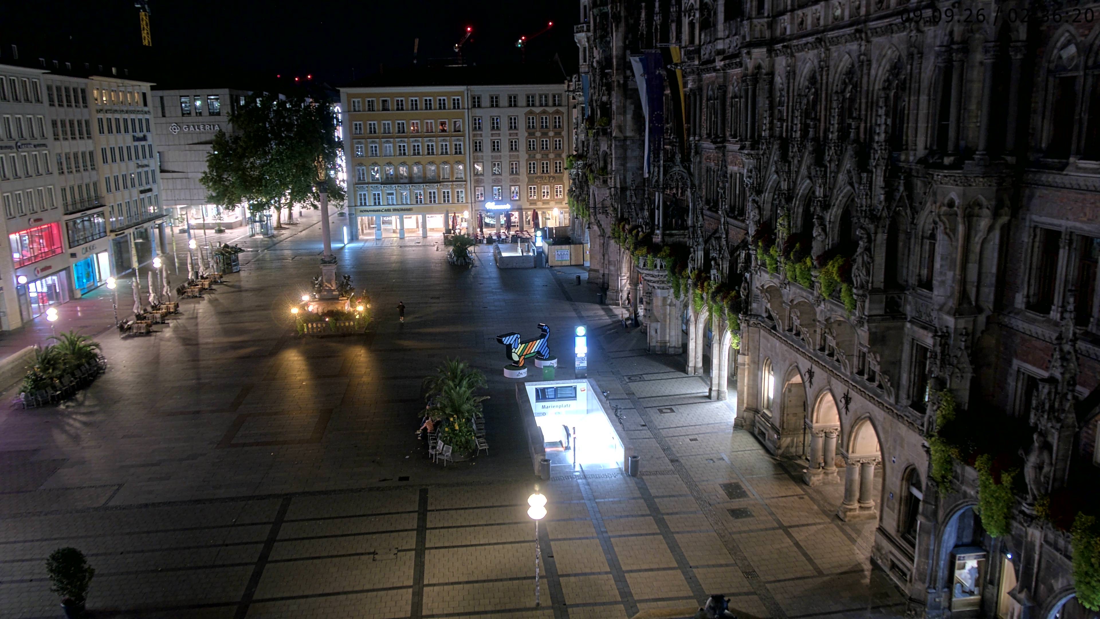 Archiv Foto Webcam am Marienplatz München
