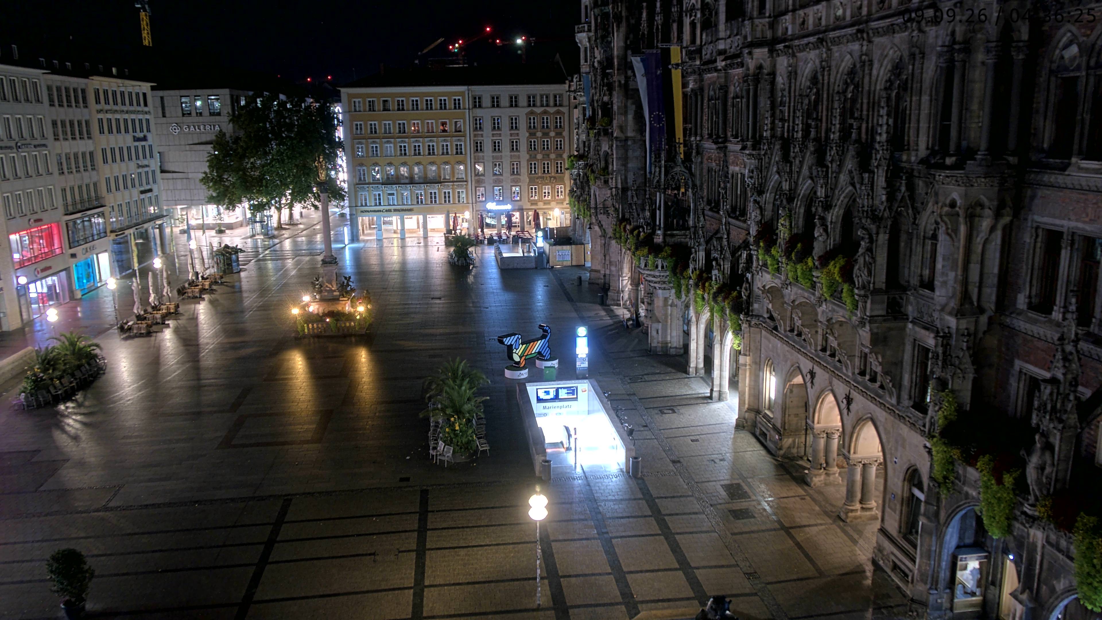 Archiv Foto Webcam am Marienplatz München