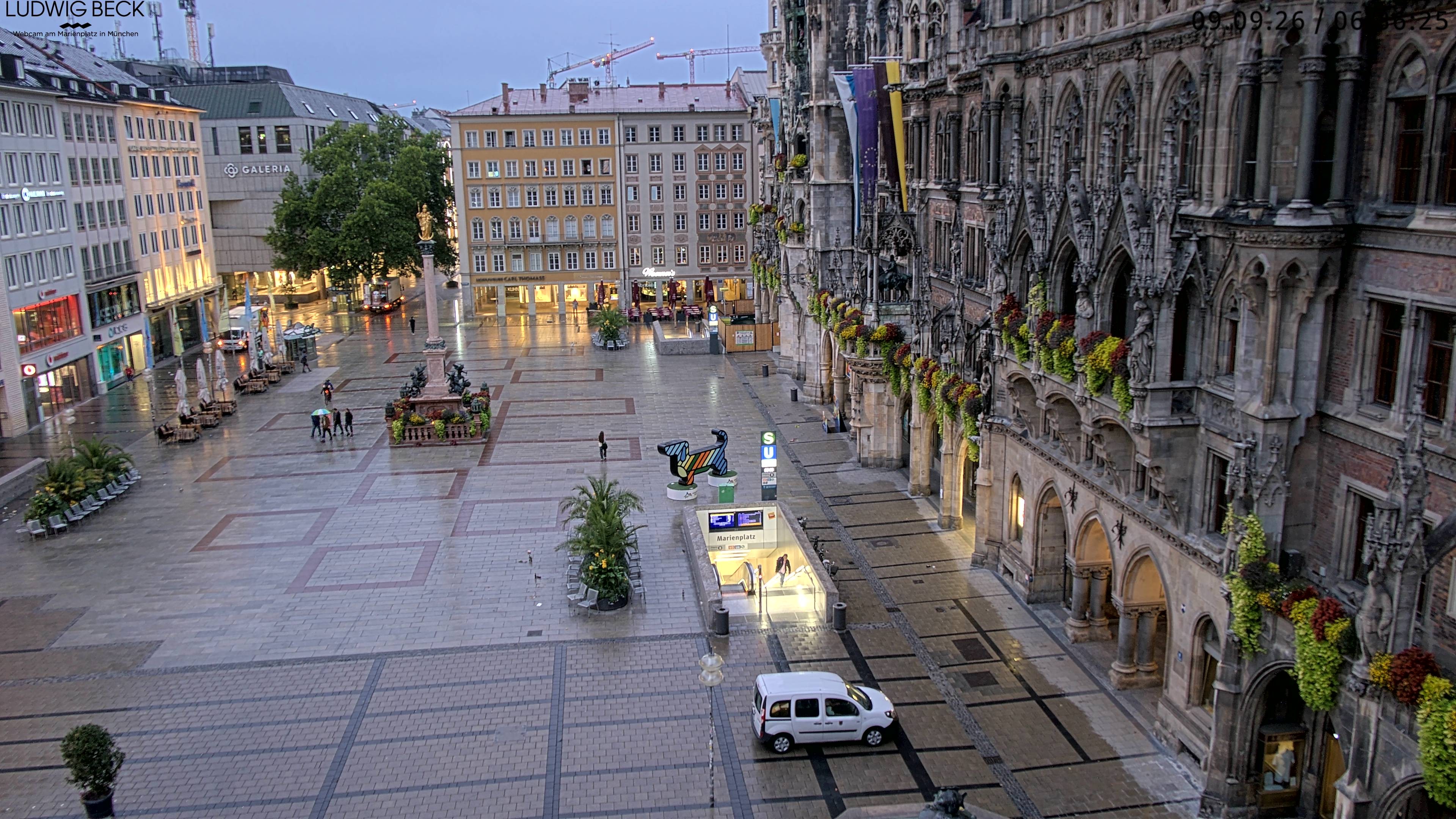 Archiv Foto Webcam am Marienplatz München
