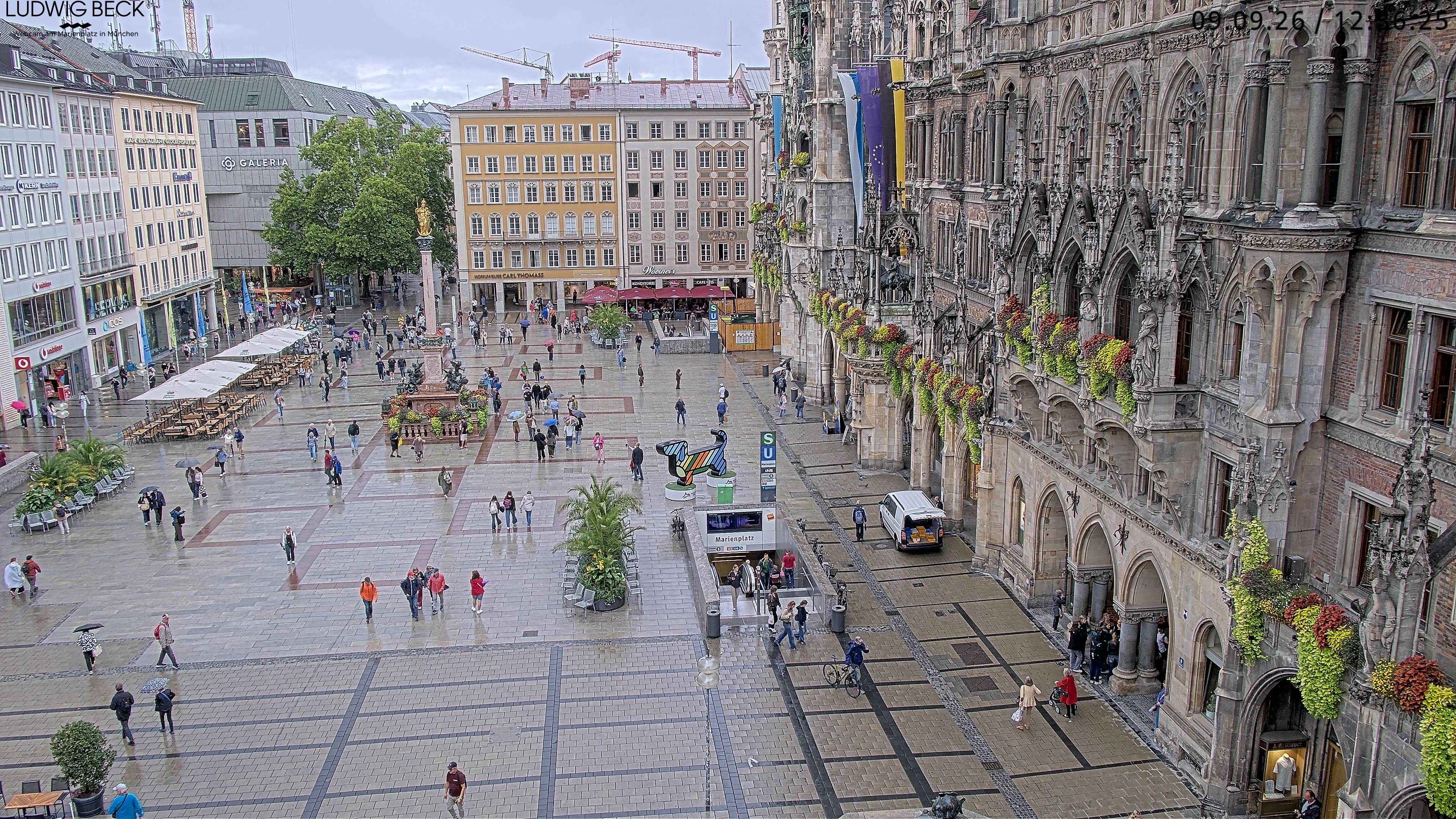 Archived image Webcam at the Marienplatz, Munich
